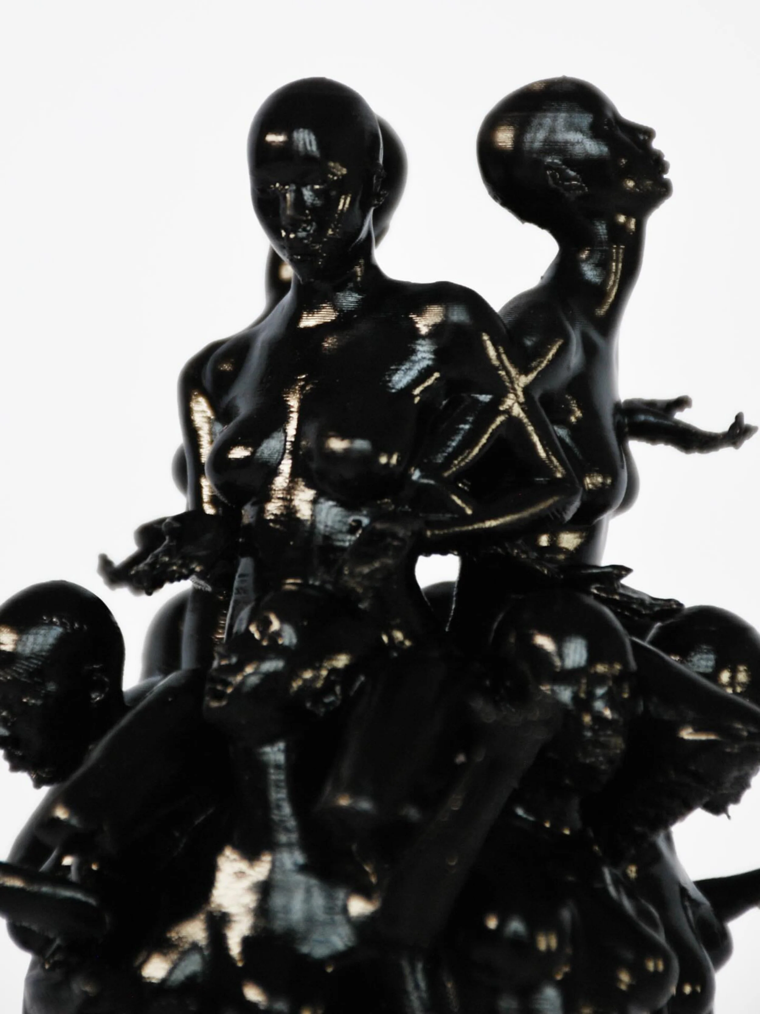 Body Chorus 004, Body Chorus 004, 3D sculpture, PLA, Enamel Gloss, Wood, Stepper Motor, 2026