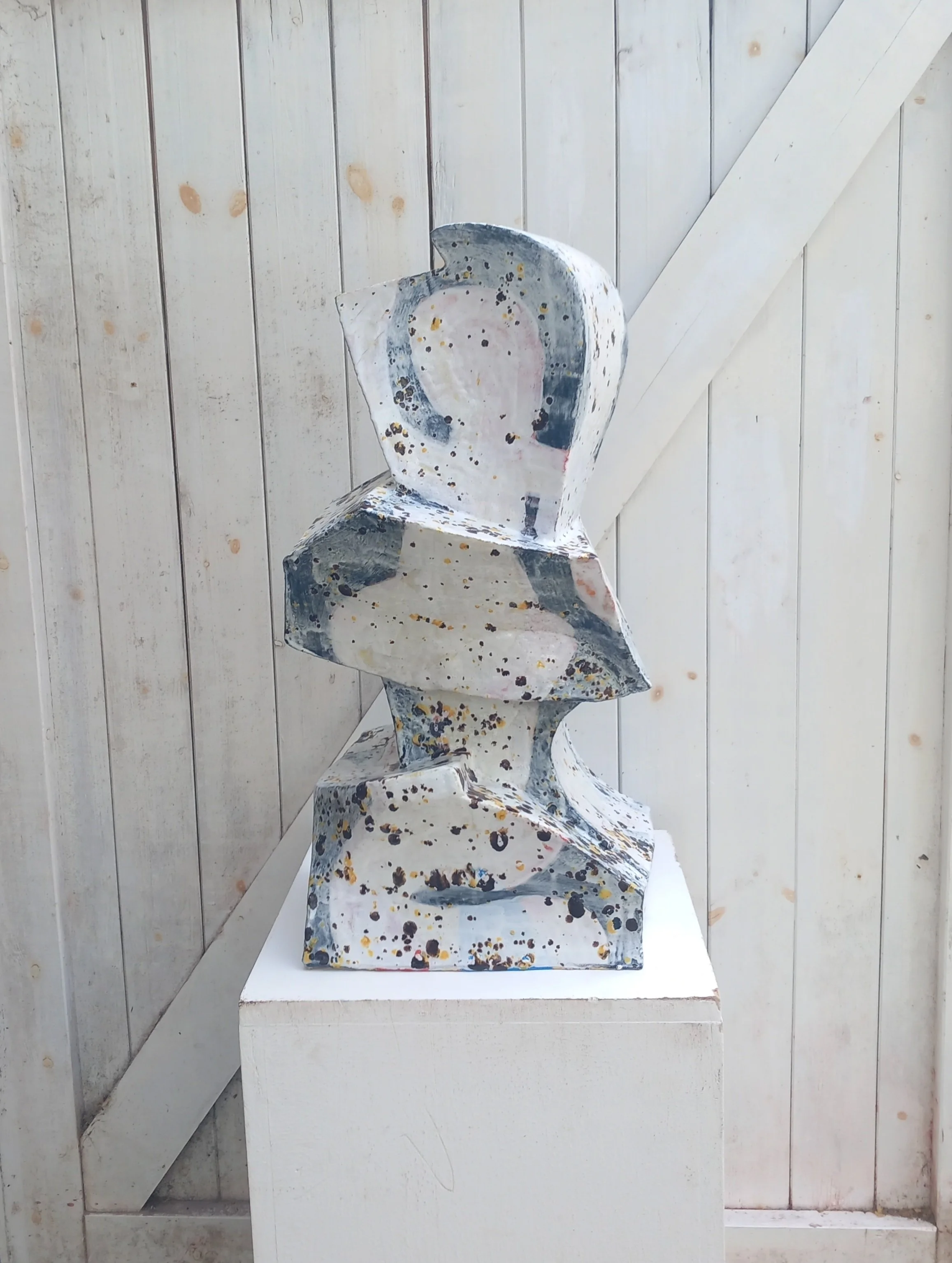 Wessle I
2022
65cm x 27cm x 22cm