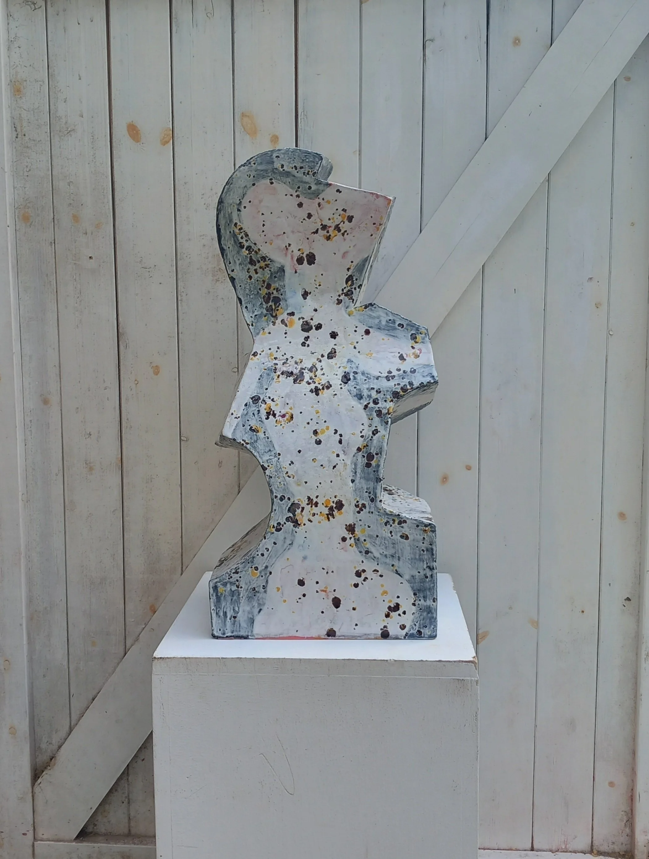 Wessle I
2022
65cm x 27cm x 22cm