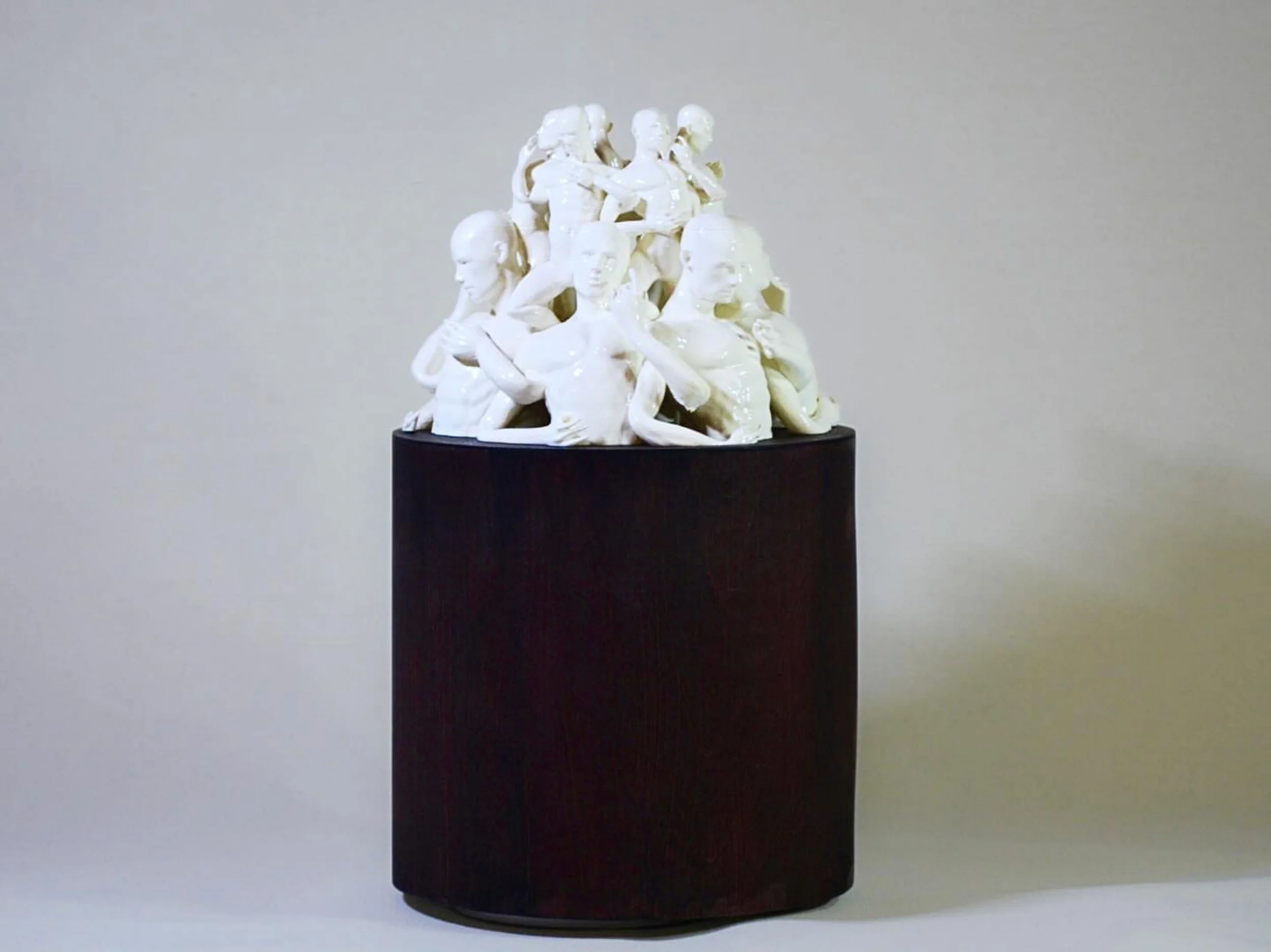 Body Chorus 001,  20 x 20 x 38cm, 3D sculpture, PLA, Enamel Gloss, Wood, 2026