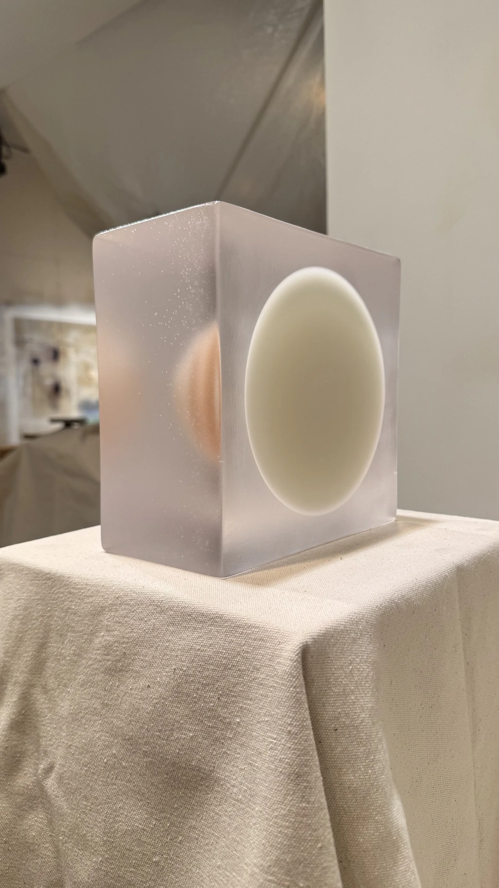 Ron Reihel
Title: Time shadow
Size: 8 x 8 x 4 3/8 inches / 20.32 × 20.32 × 11.11 cm