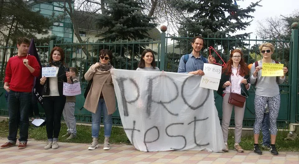 Solidaritate cu femeile din Polonia