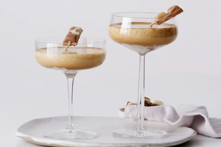 marble-espresso-martini-169178-1.webp
