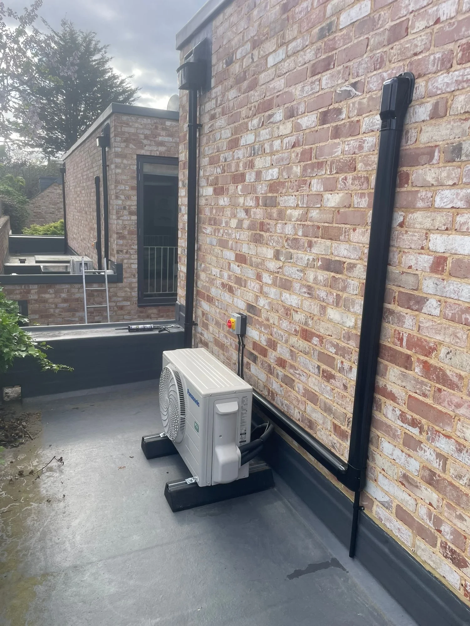 Air Conditioning Unit Installation