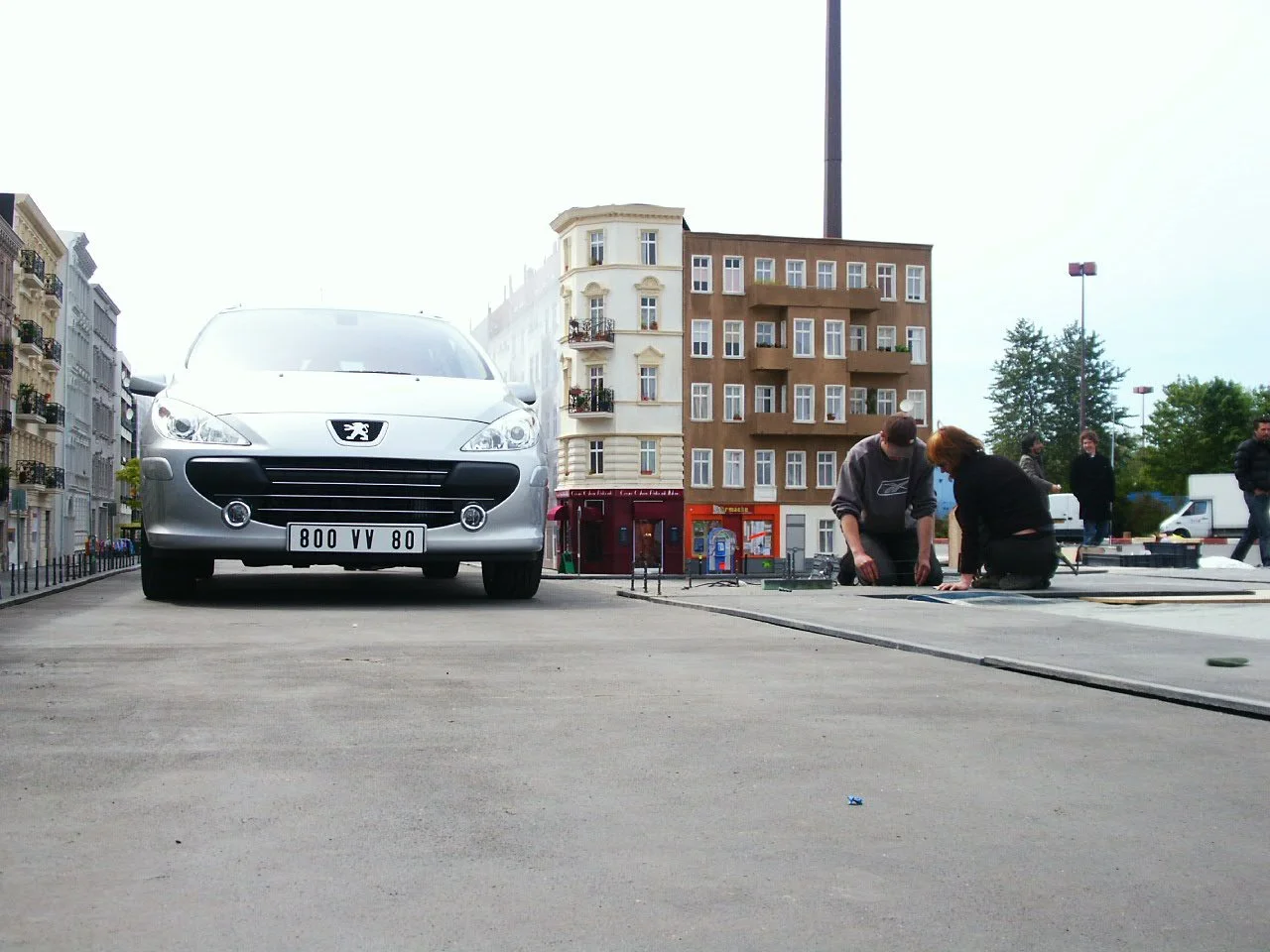 PEUGEOT