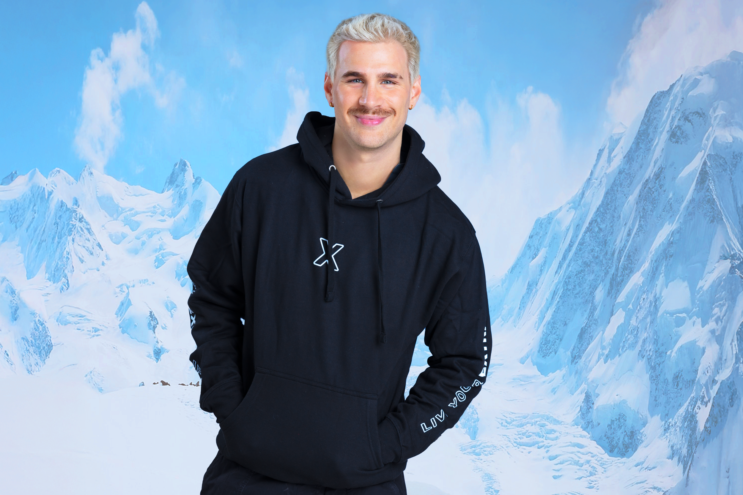 XMONDO 2025 Holiday Campaign