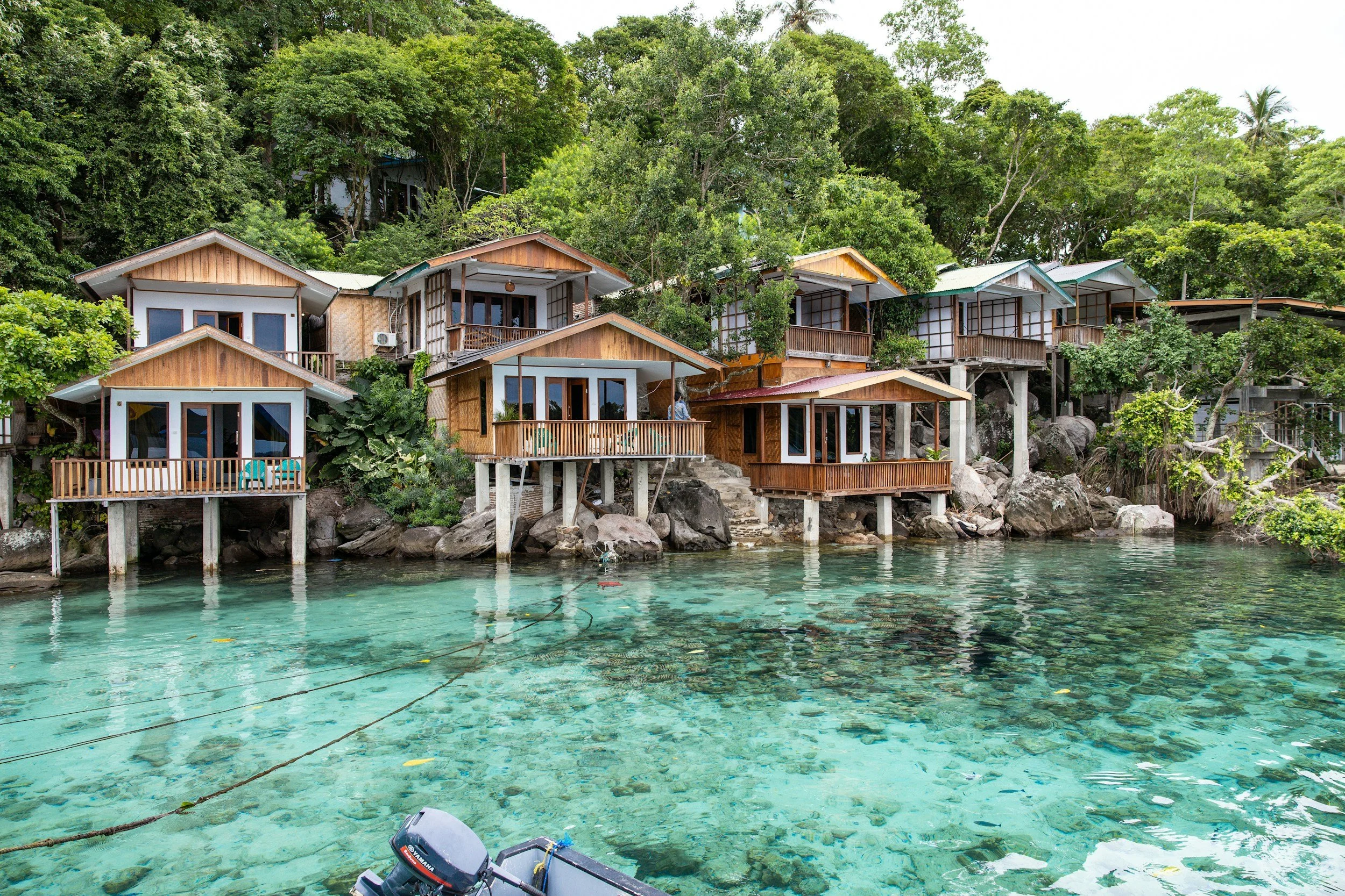 How to Travel to Remote Luxury Resorts