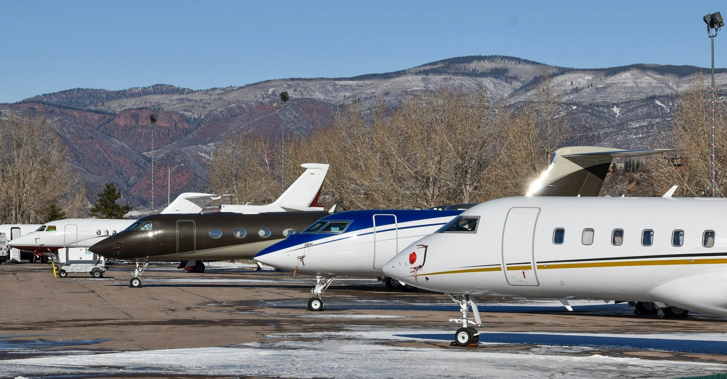 Best Private Jets for Long-Haul Flights to Aspen