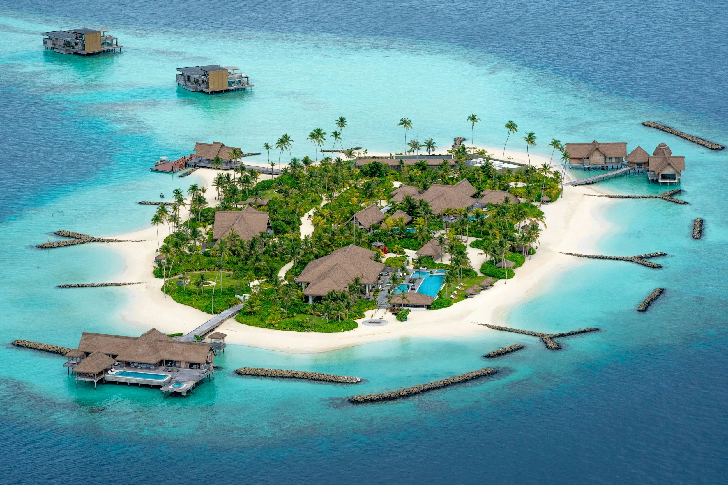 Best Maldives Resorts for Private Jet Travellers: Ultra-Luxury Stays, VIP Airports & Seamless Island Transfers