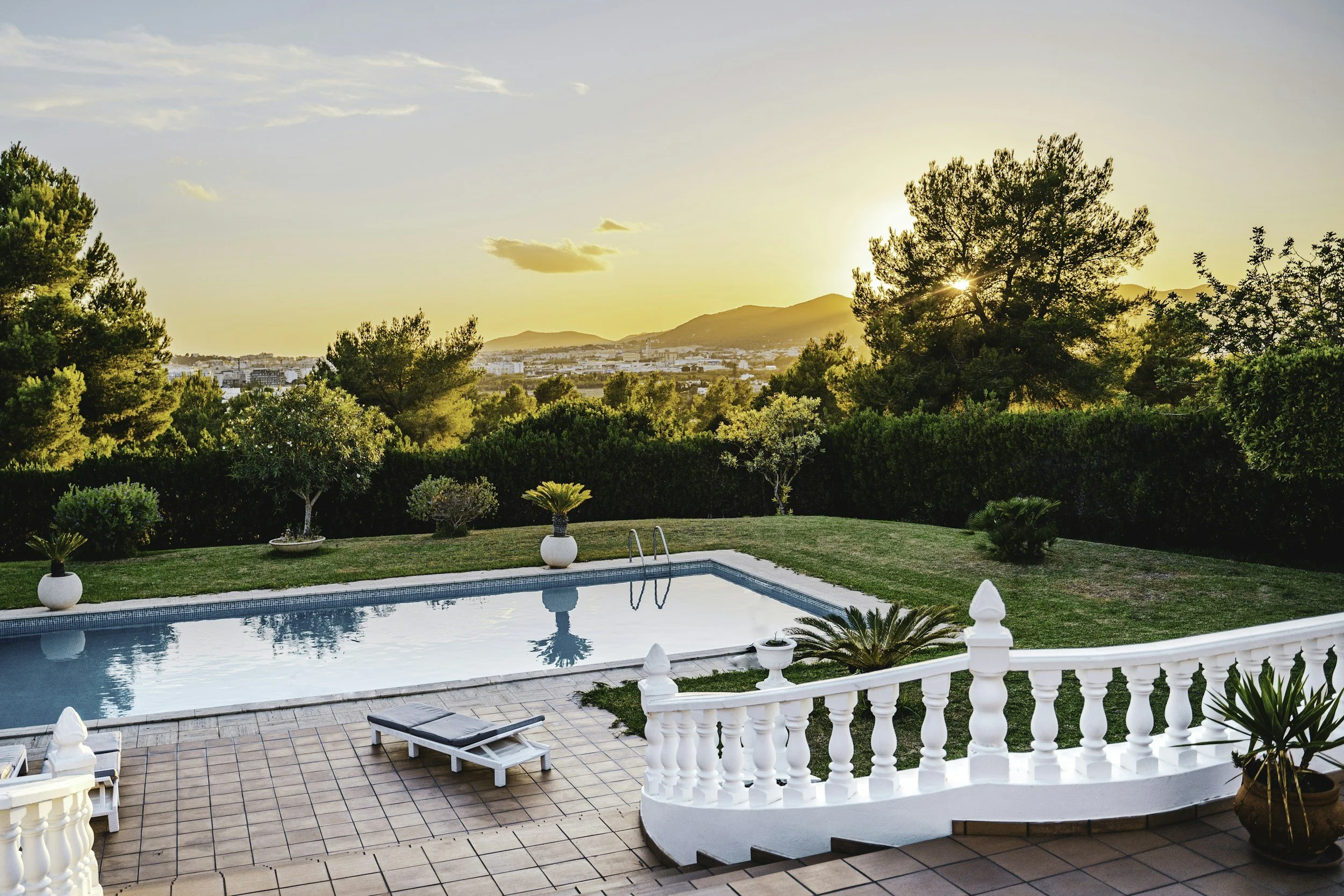 15 Best Luxury Villas in Ibiza (2026 Guide to Ultra-Exclusive Stays)