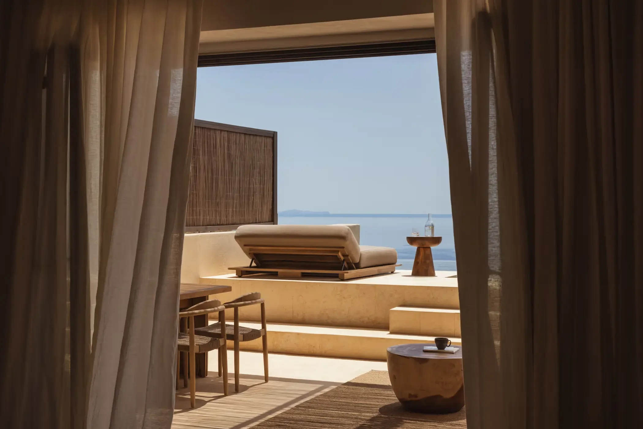 Gundari Folegandros7.webp