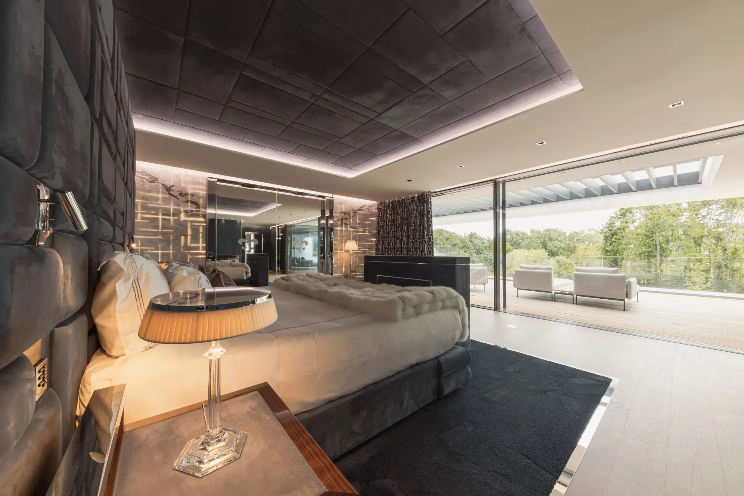 Ultima Grand Villa Geneva1.webp