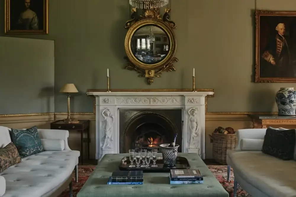 Aldourie Castle Scotland6.webp
