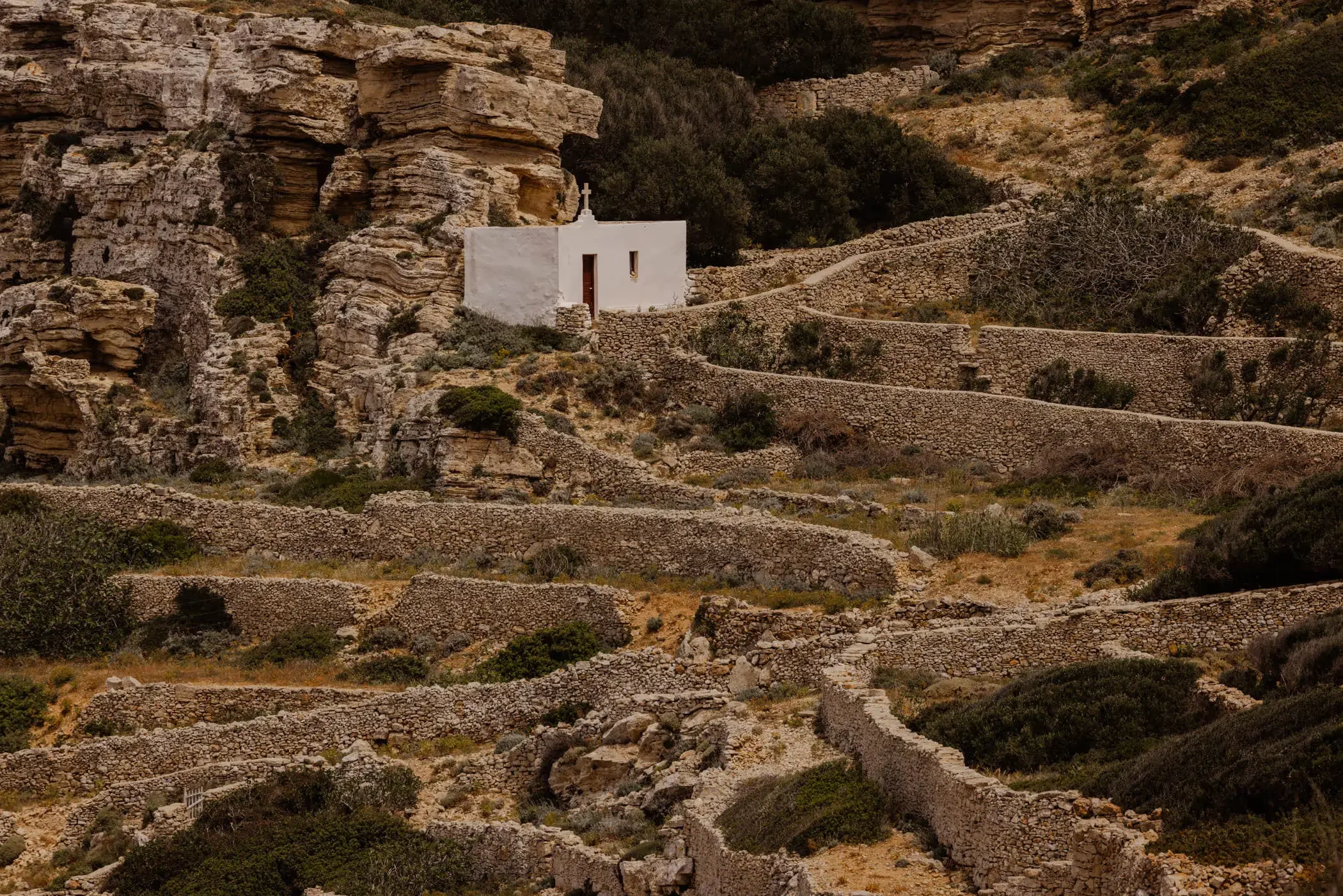 Gundari Folegandros12.webp