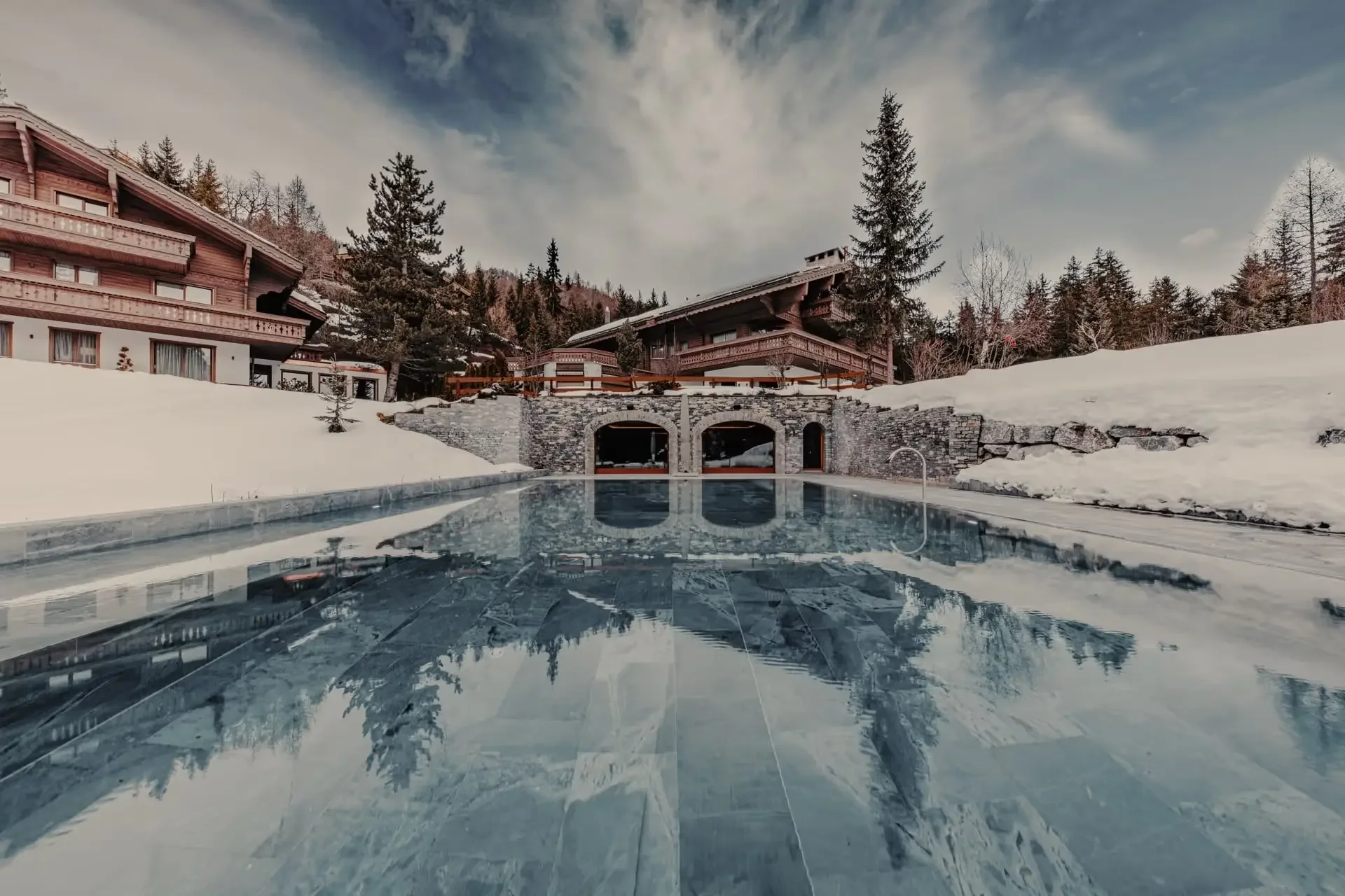 Ultima Chalet9.webp
