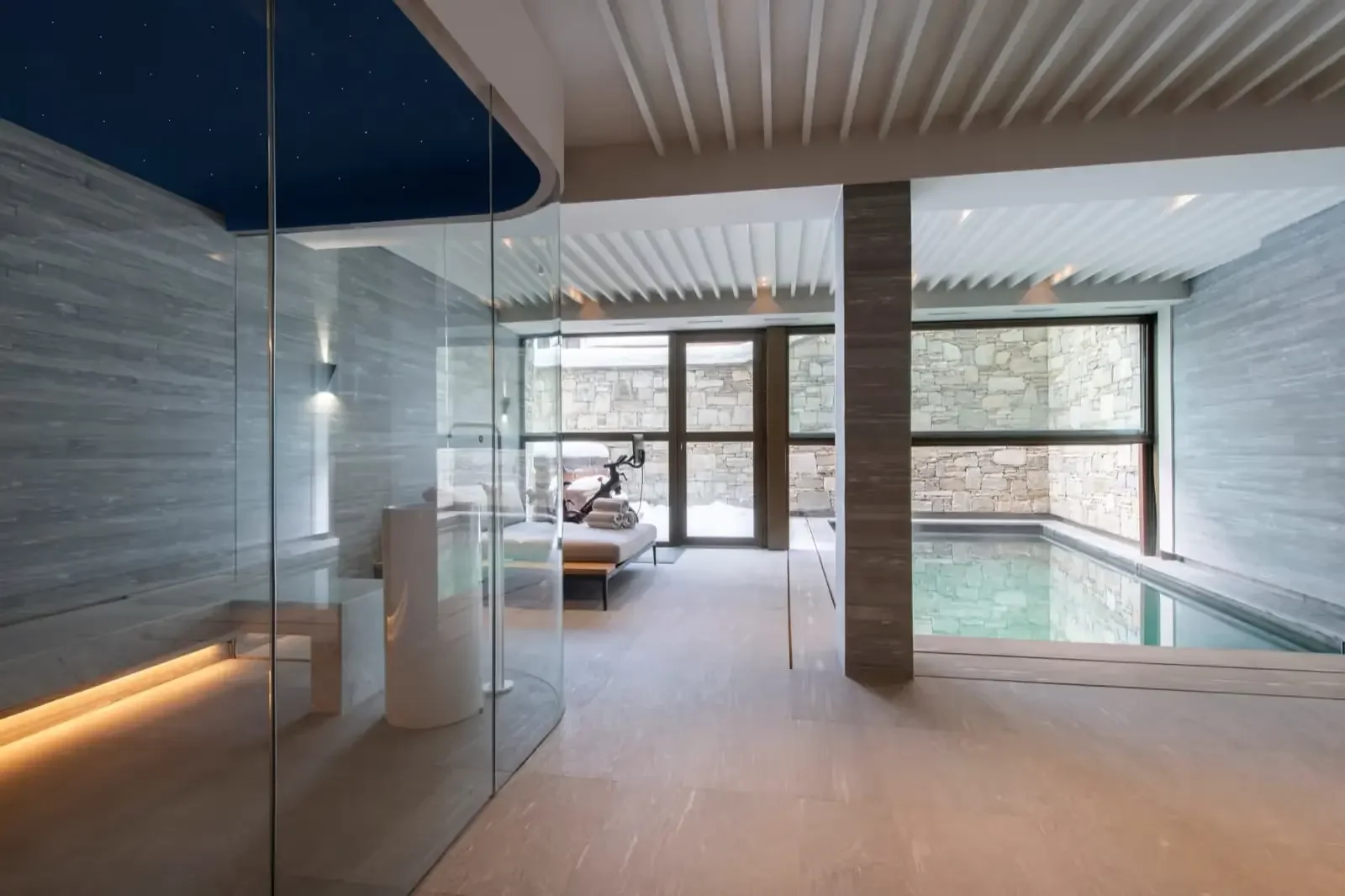 Etoile Du Nord East Wing10.webp