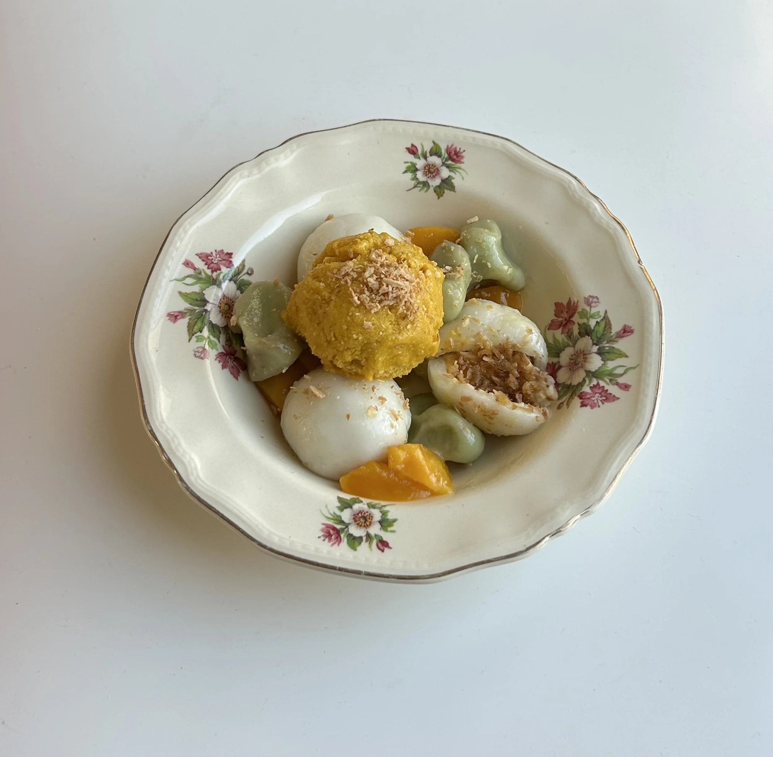 Mango coconut sorbet &amp; coconut tangyuan 