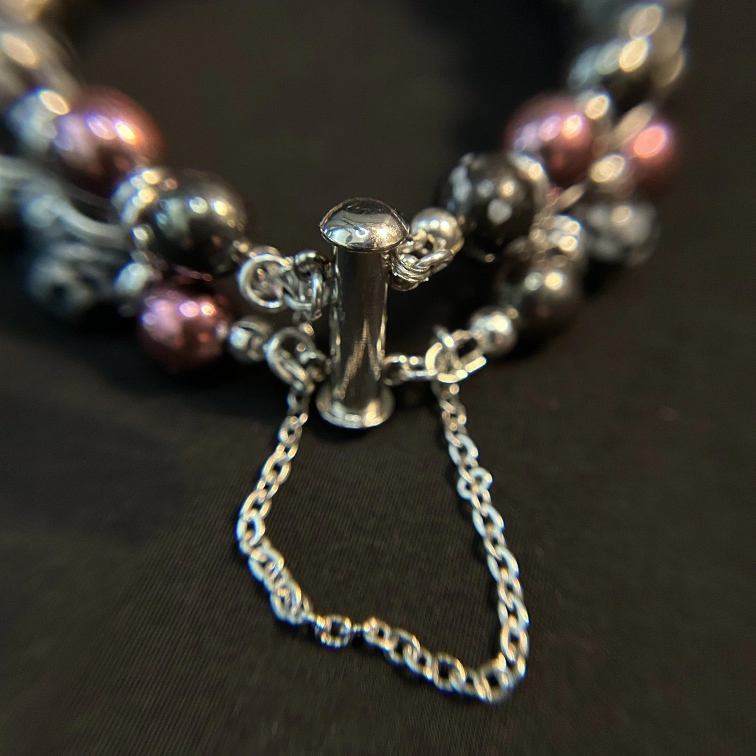 B207_clasp.jpeg
