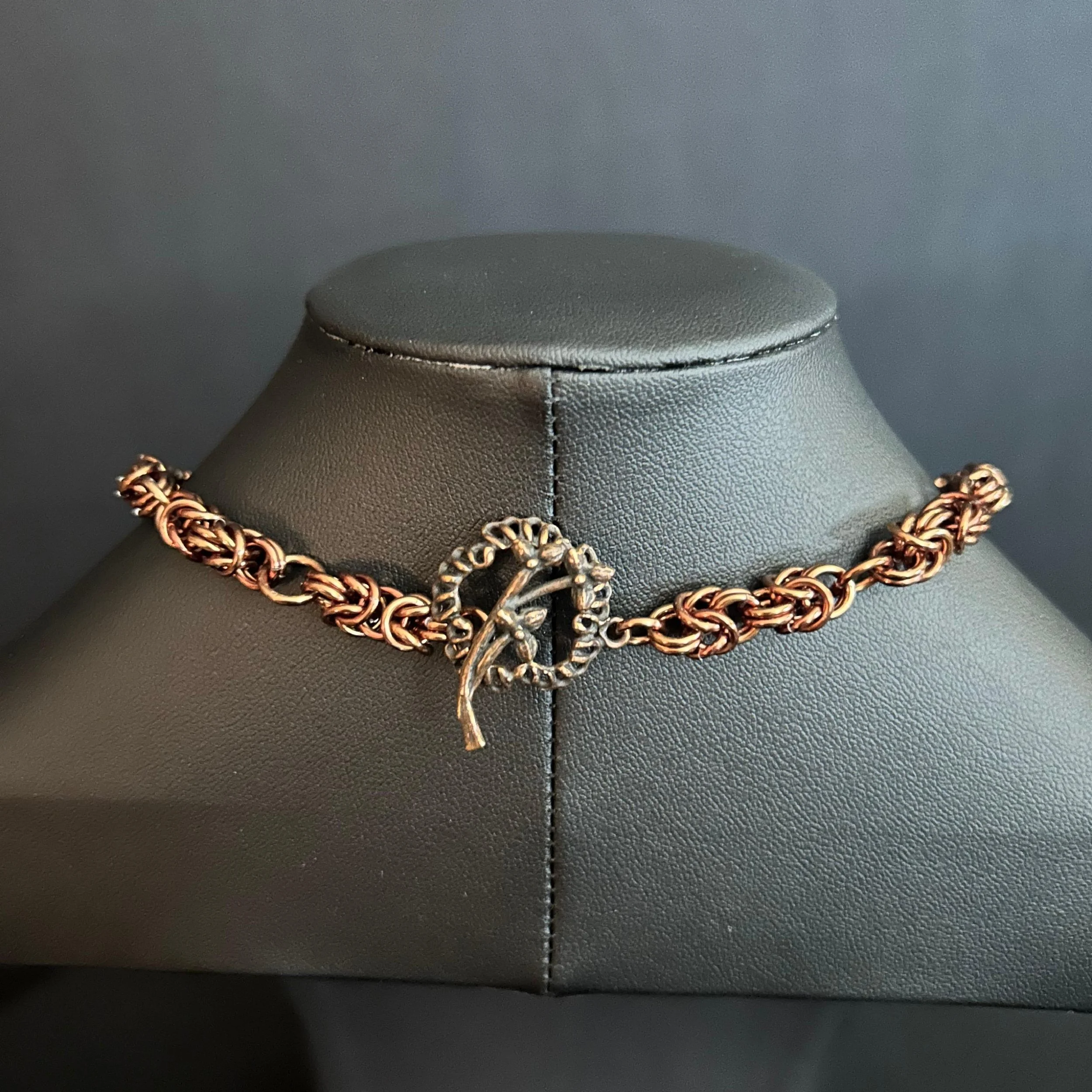 1976_clasp.jpg