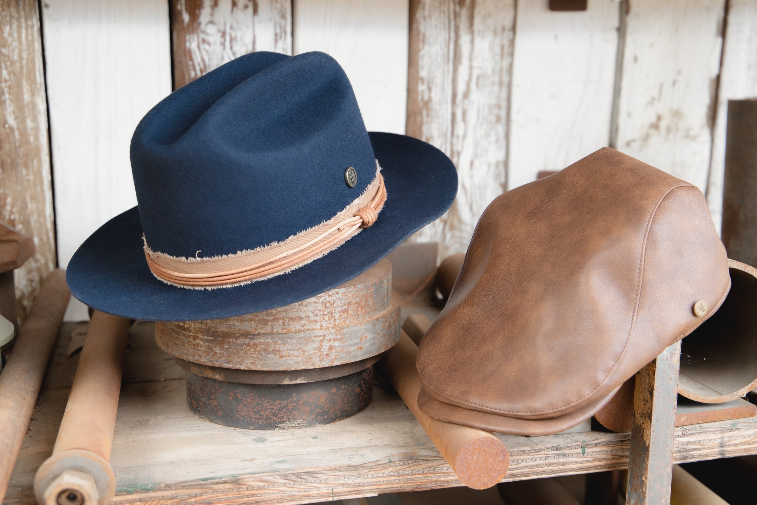 fw25-catalog-flatlays-74-23 edit.jpg