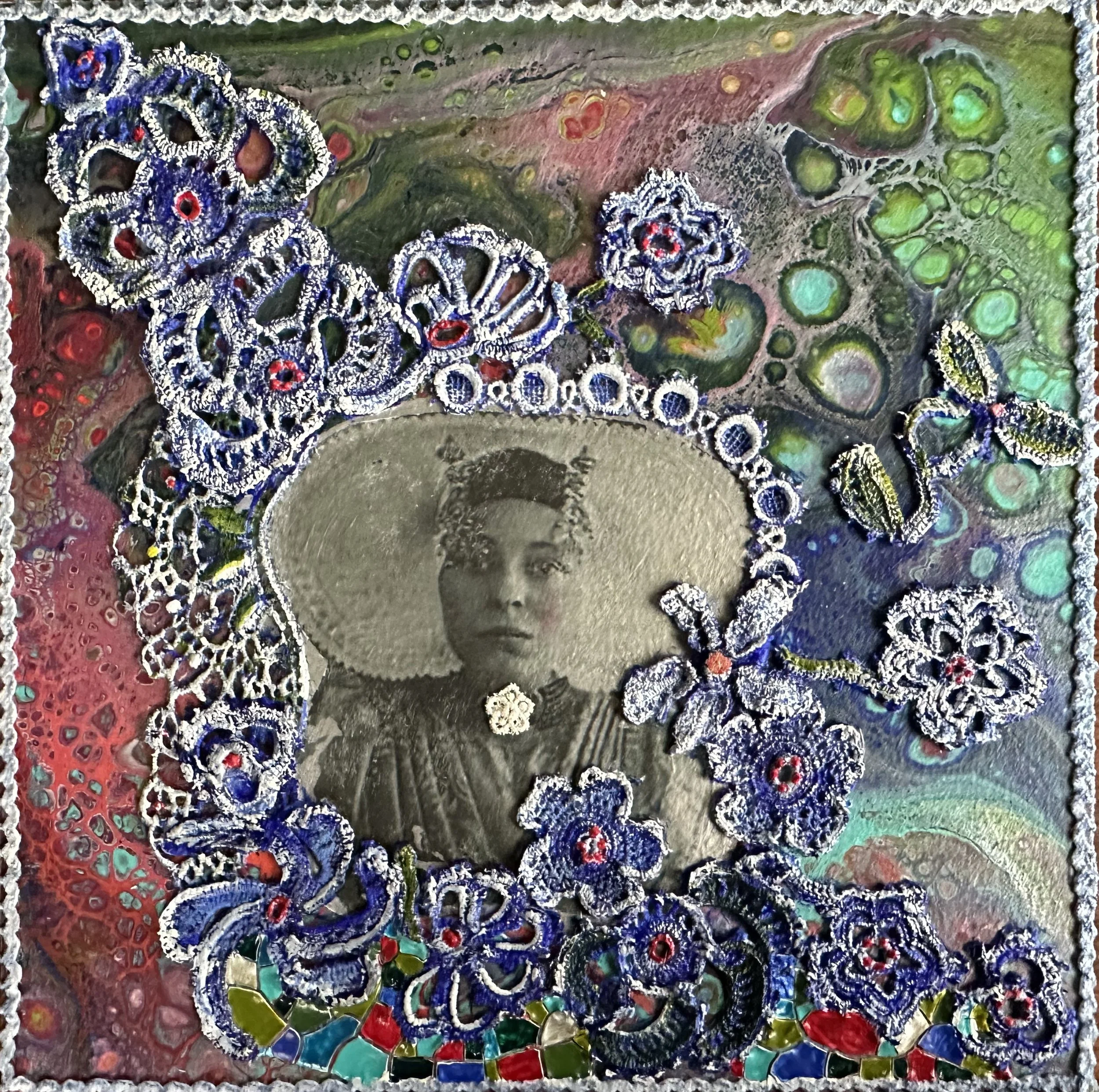 NAME:  Zeeuws Knopje DESCRIPTION: This is a creative journey of exploration and discovery, experimenting with different techniques and materials to bring the painting to life. At the heart of the painting stands a Dutch girl, her traditional costume 