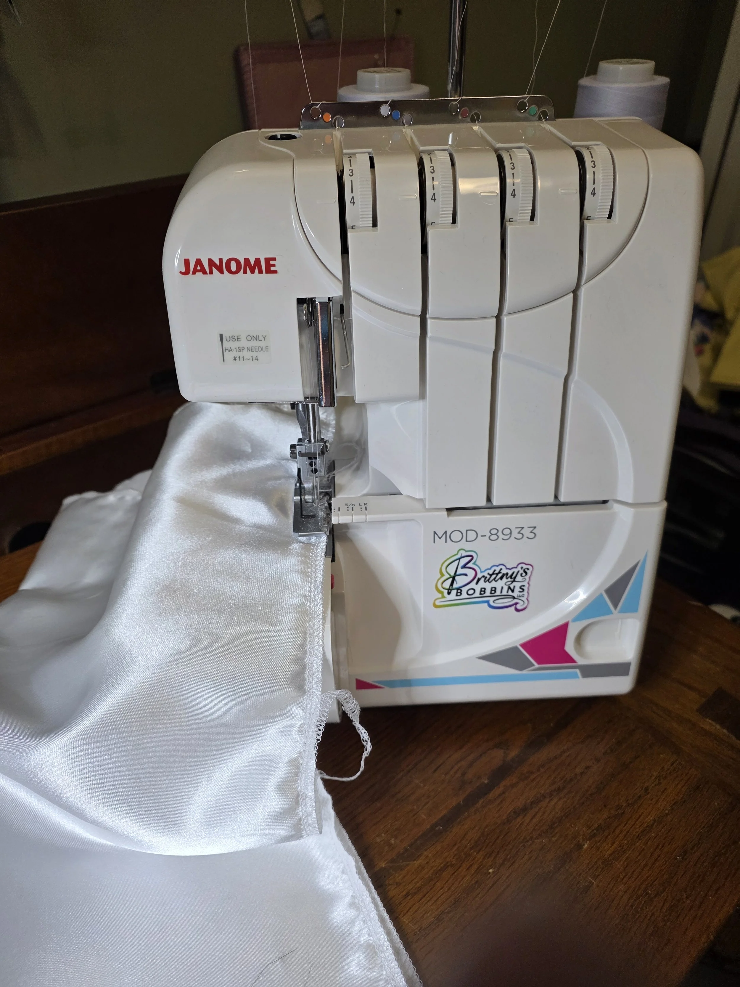 Serger Machine for those clean and finished edges