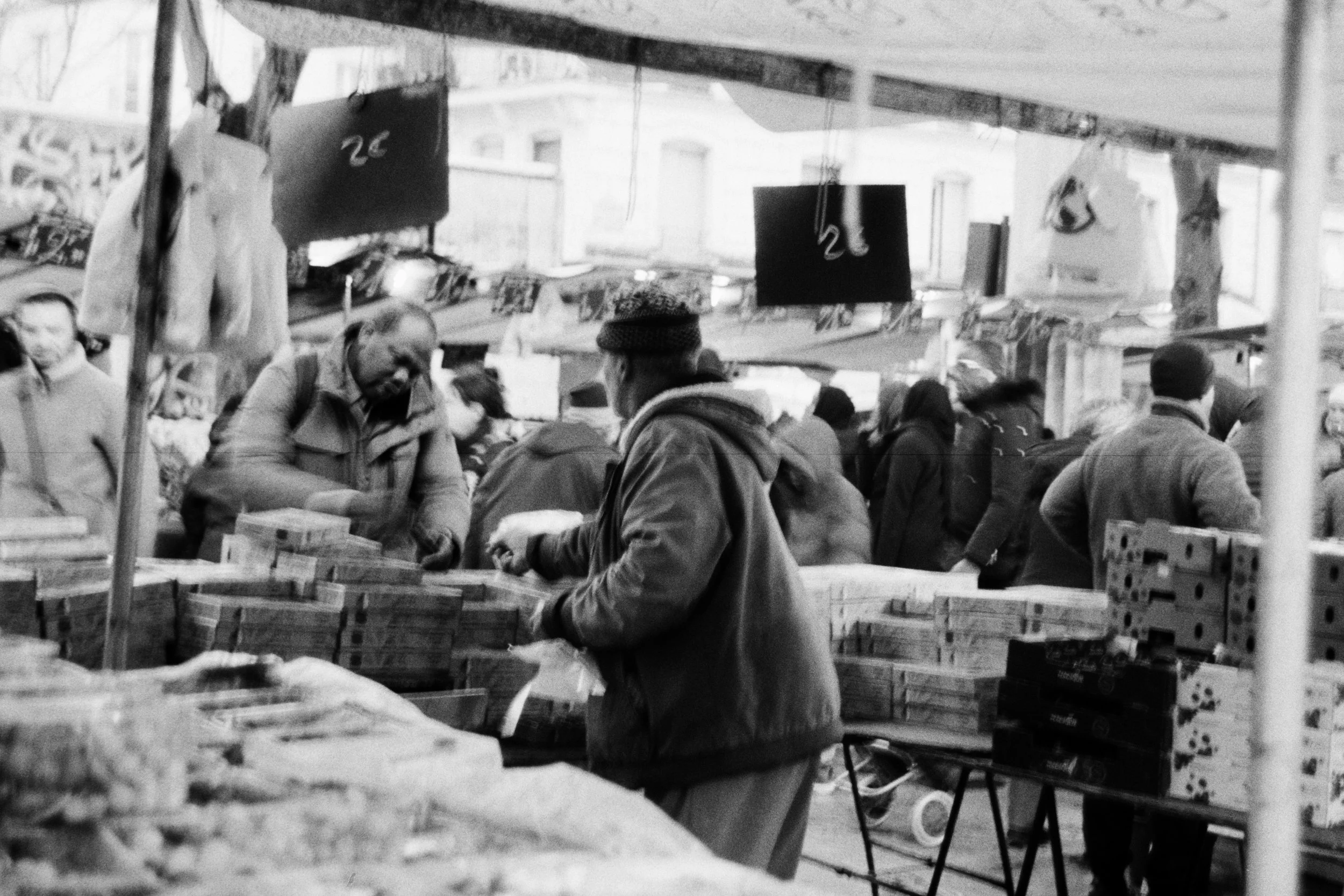 A sale in progress, and the bustle around it. Barbès, 14022026.