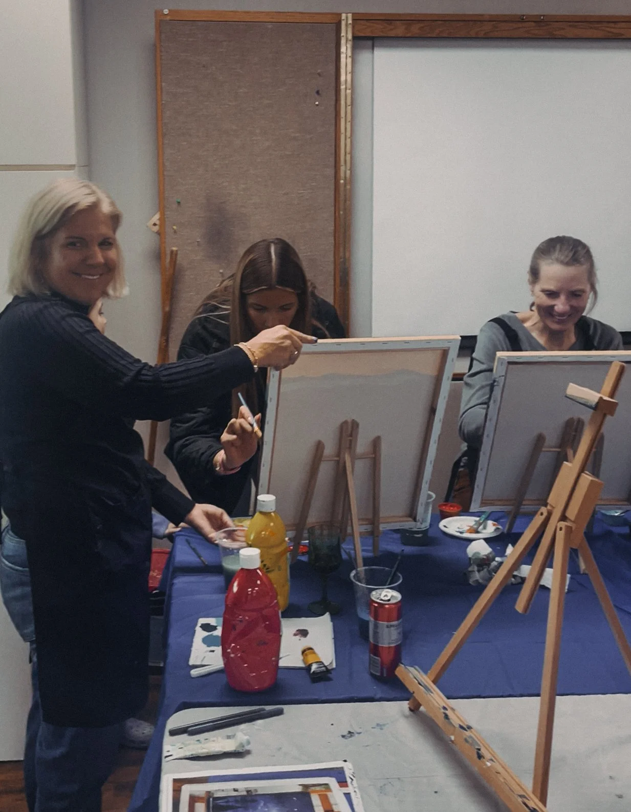 Team-Building Paint-Night Experience