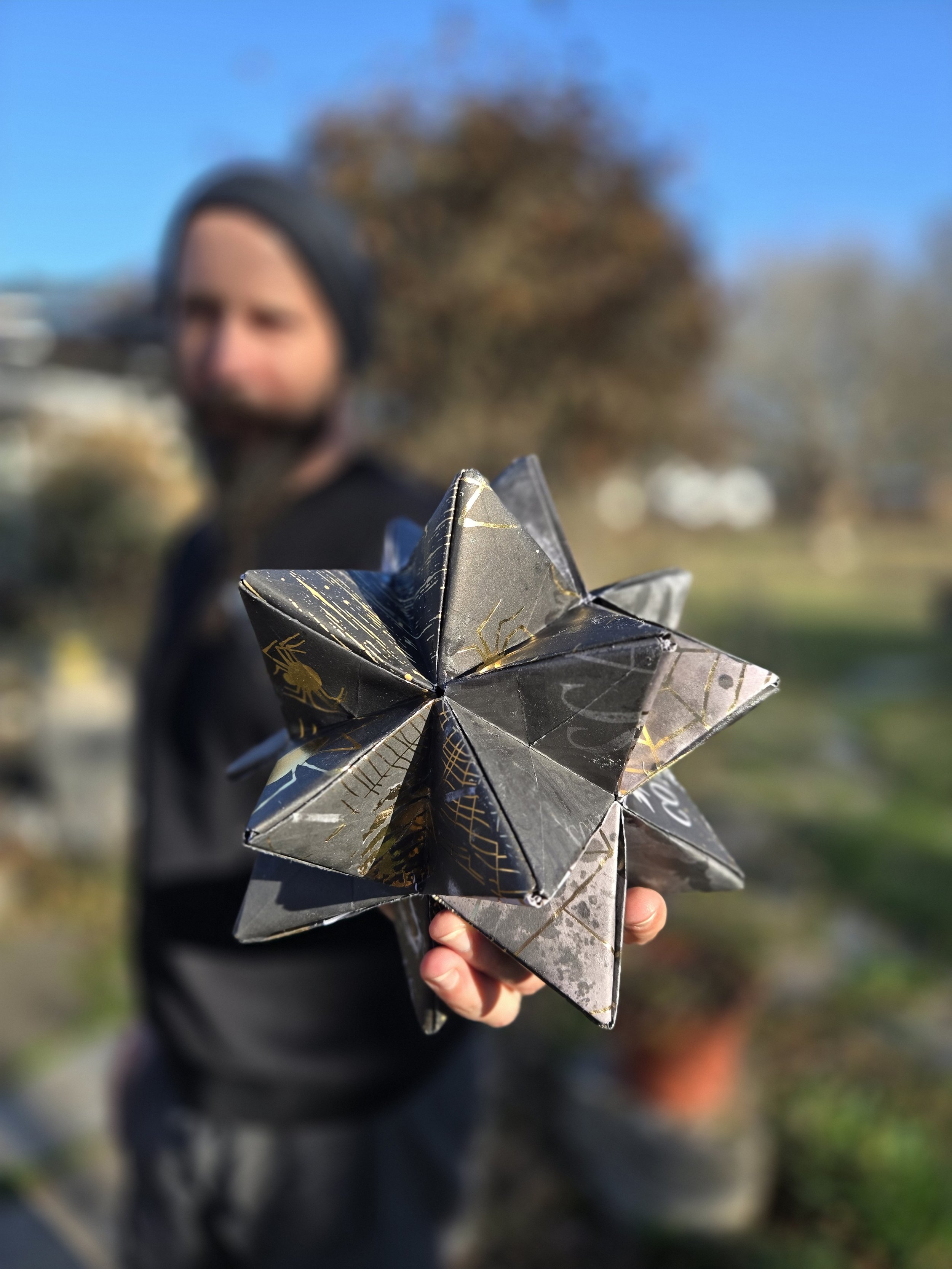 Hocus Pocus Star - INVERTED (22cm)