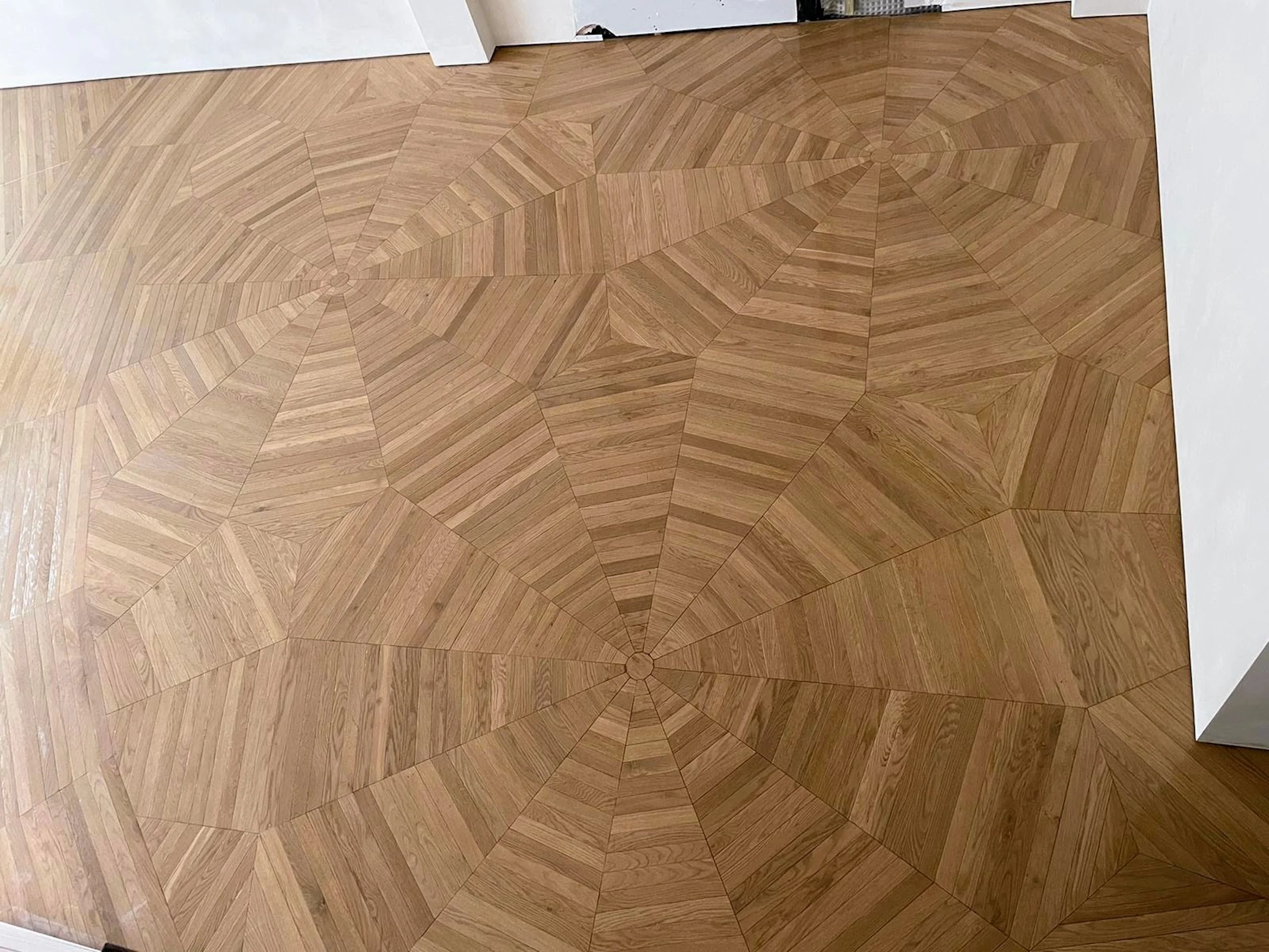 Dodecagon pattern engineered oak floor.