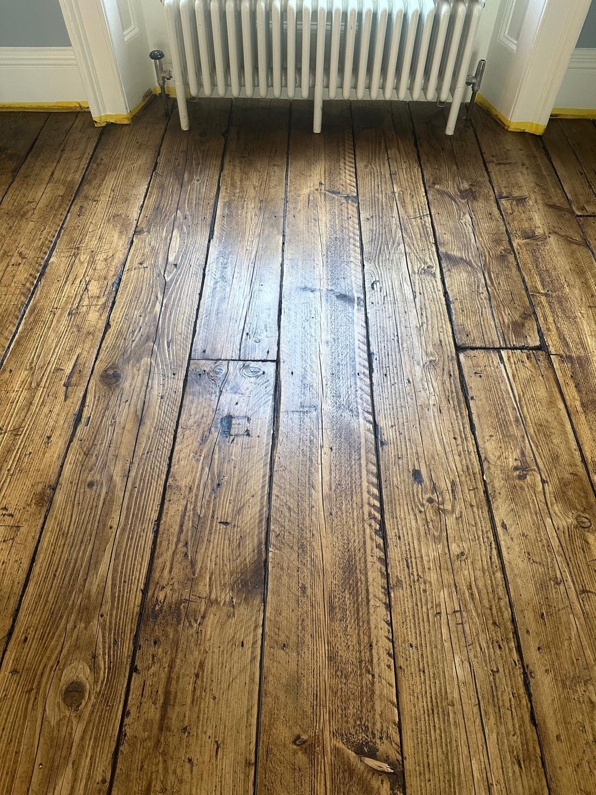 Reclaimed Pine installation with soft wax finish. Notting Hill. 