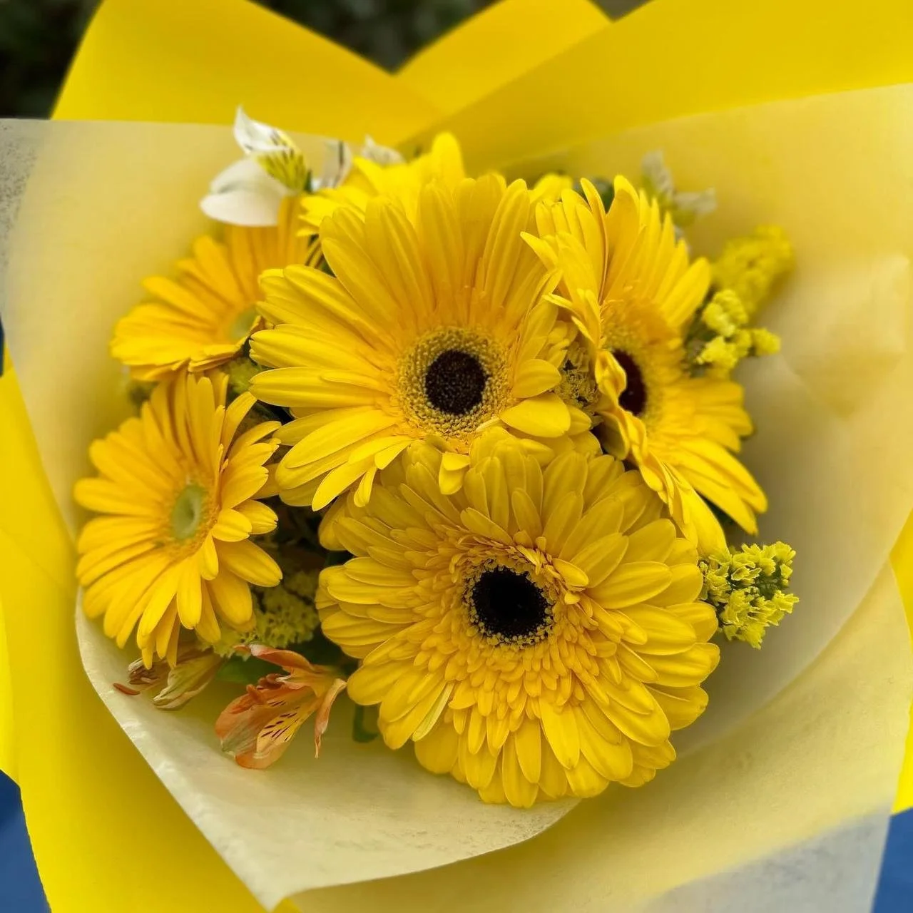 Ramo chico gerberas amarillas