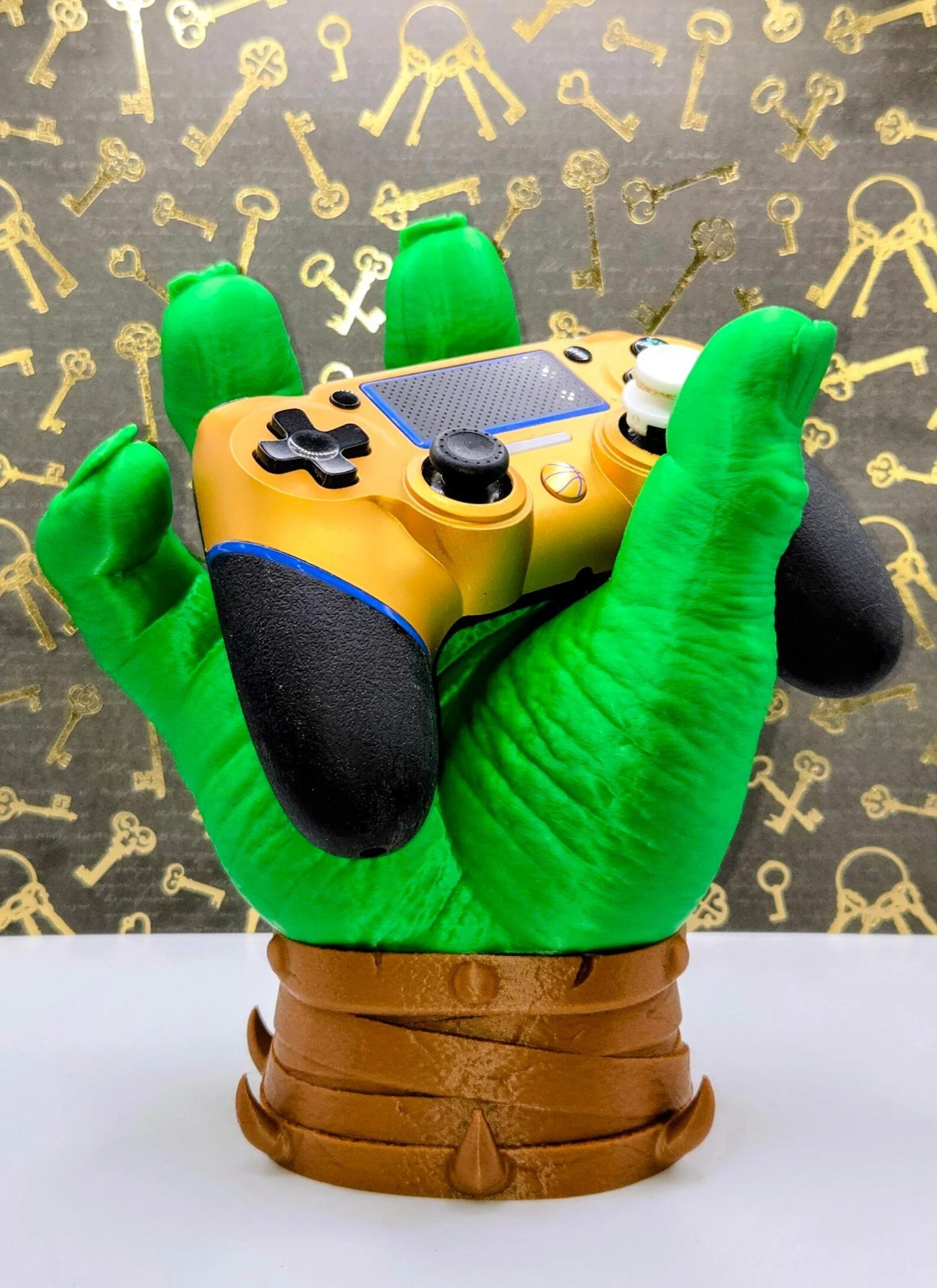 Giant Green Hand Controller Holder