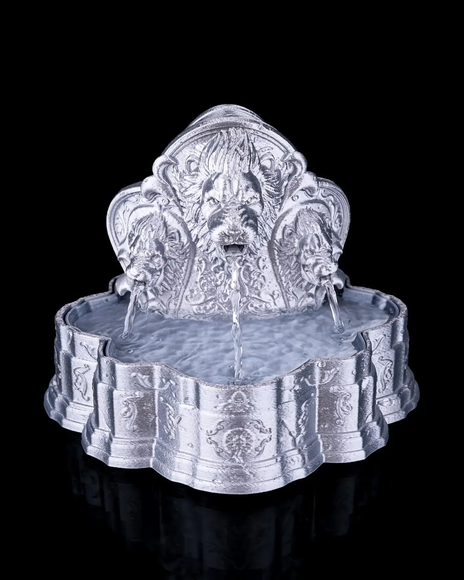 Lion's Courage Tabletop Fountain