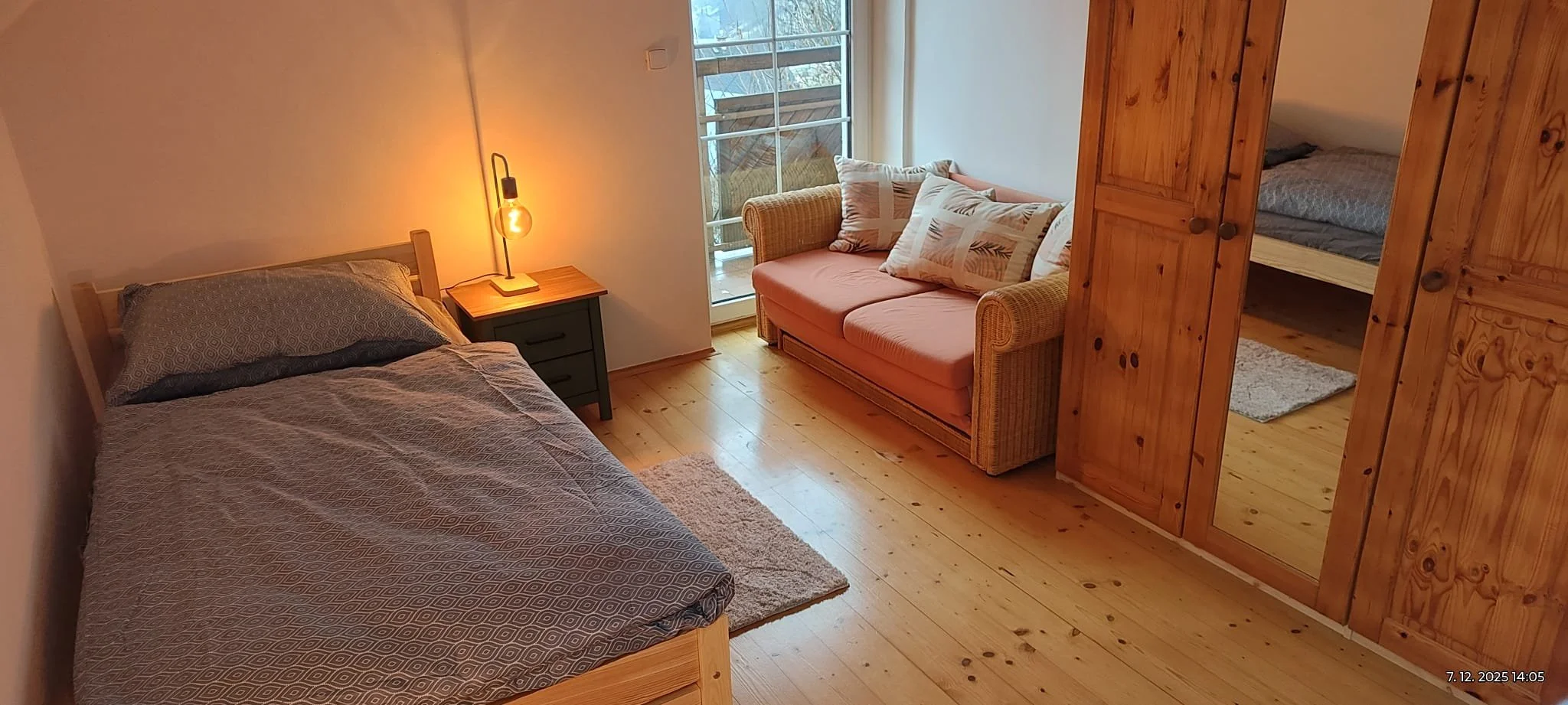2. Dvoulůžkový pokoj v patře