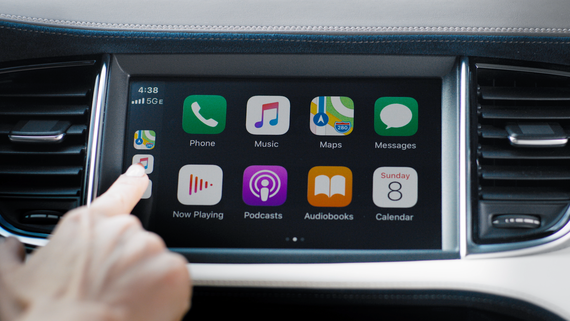 Infiniti / Apple CarPlay
