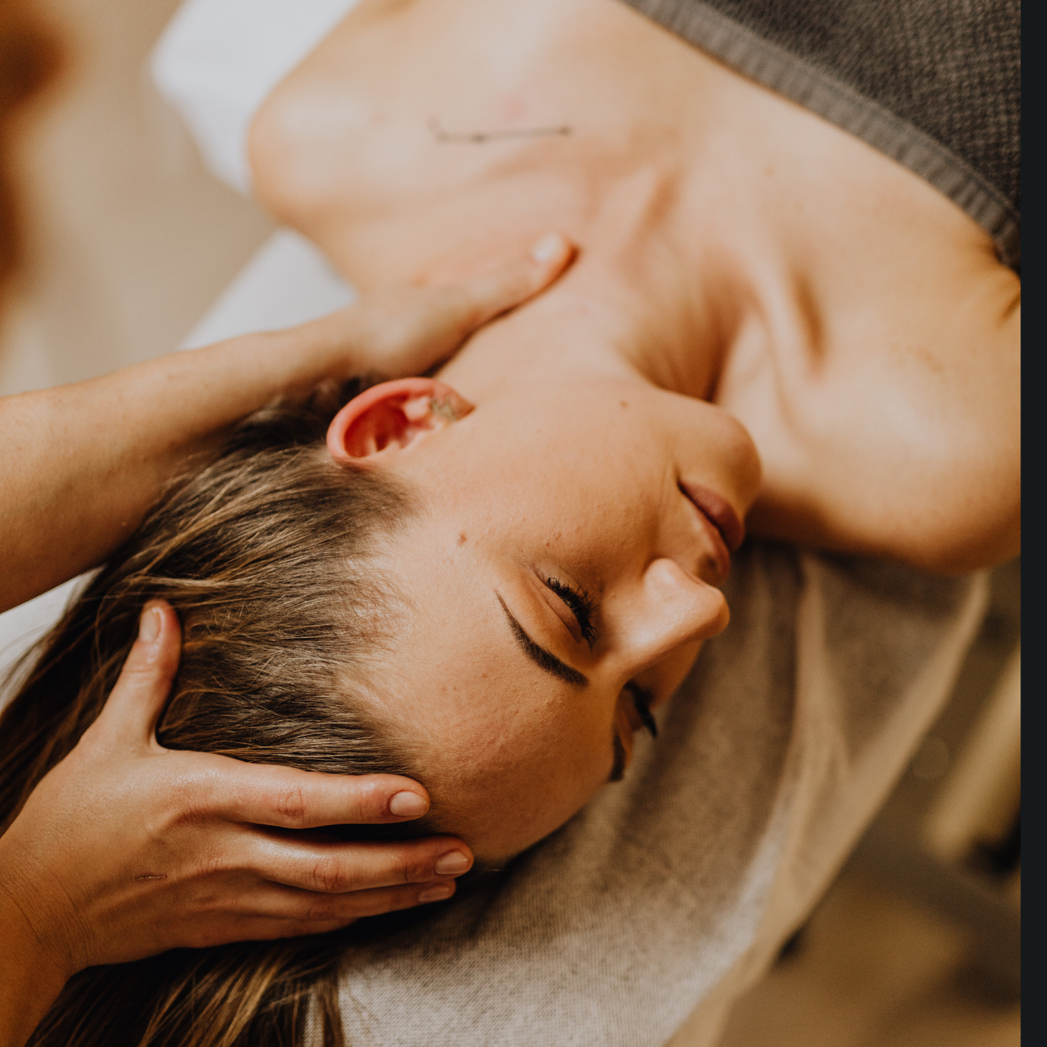 Neck and Scalp Massage - 15 Minutes