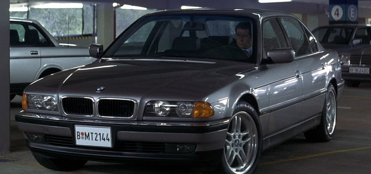 BMW 750iL in James Bond