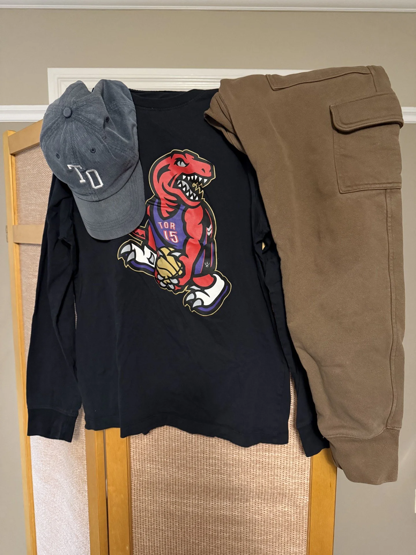 Friday Get-Up - Favourite Sports team shirt, joggers and corduroy cap (Peace Collective)