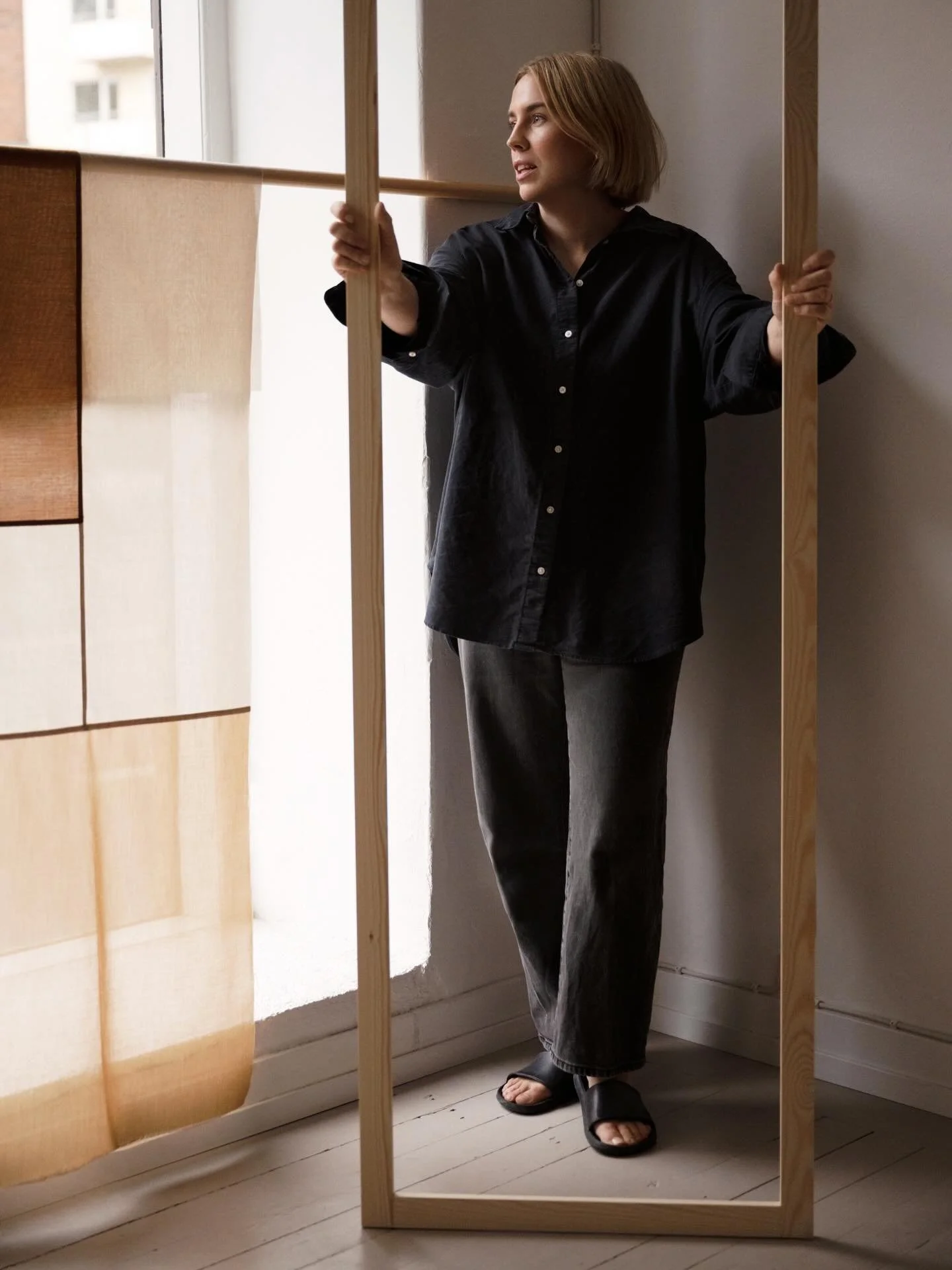 HEJ alla nya f&ouml;ljare <3 s&aring; fint att ni hittat hit. H&auml;r inne delar jag allt m&ouml;jligt jag g&ouml;r inom konsthantverk, design och inredning. Jag &auml;r utbildad grafisk formgivare men s&ouml;ker mig st&auml;ndigt mot det fysiska