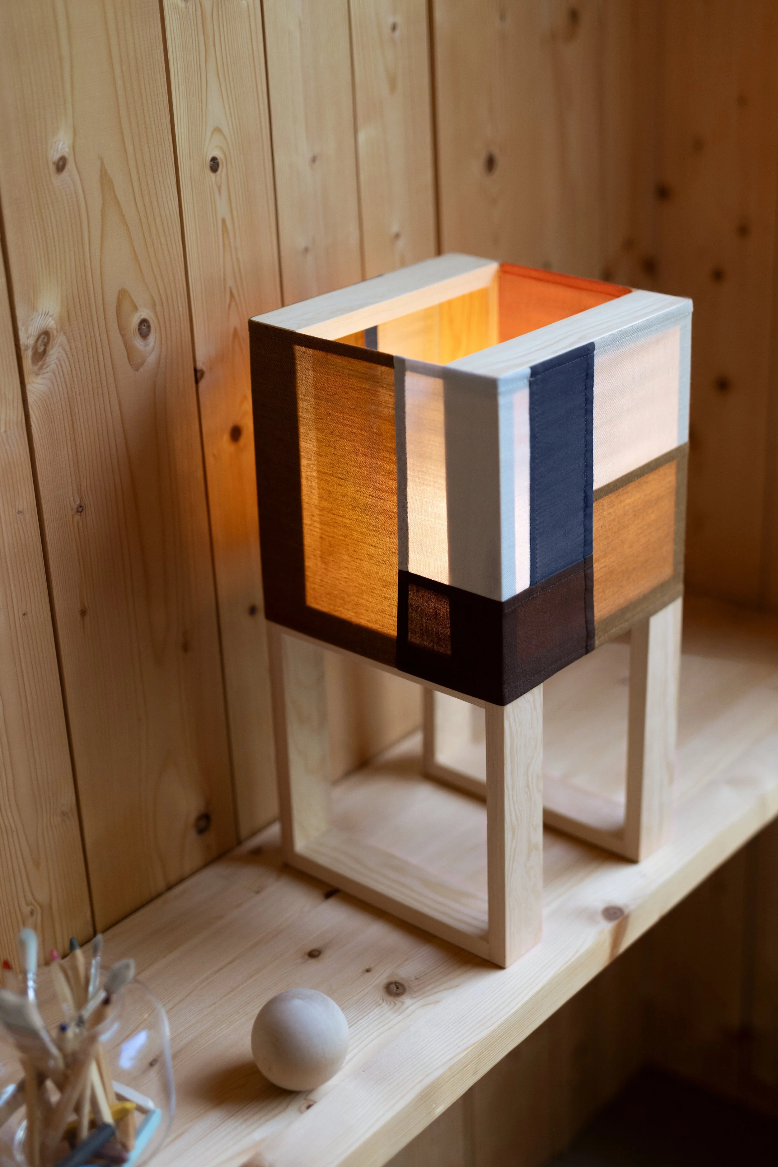 Pine Patch Cube Lamp