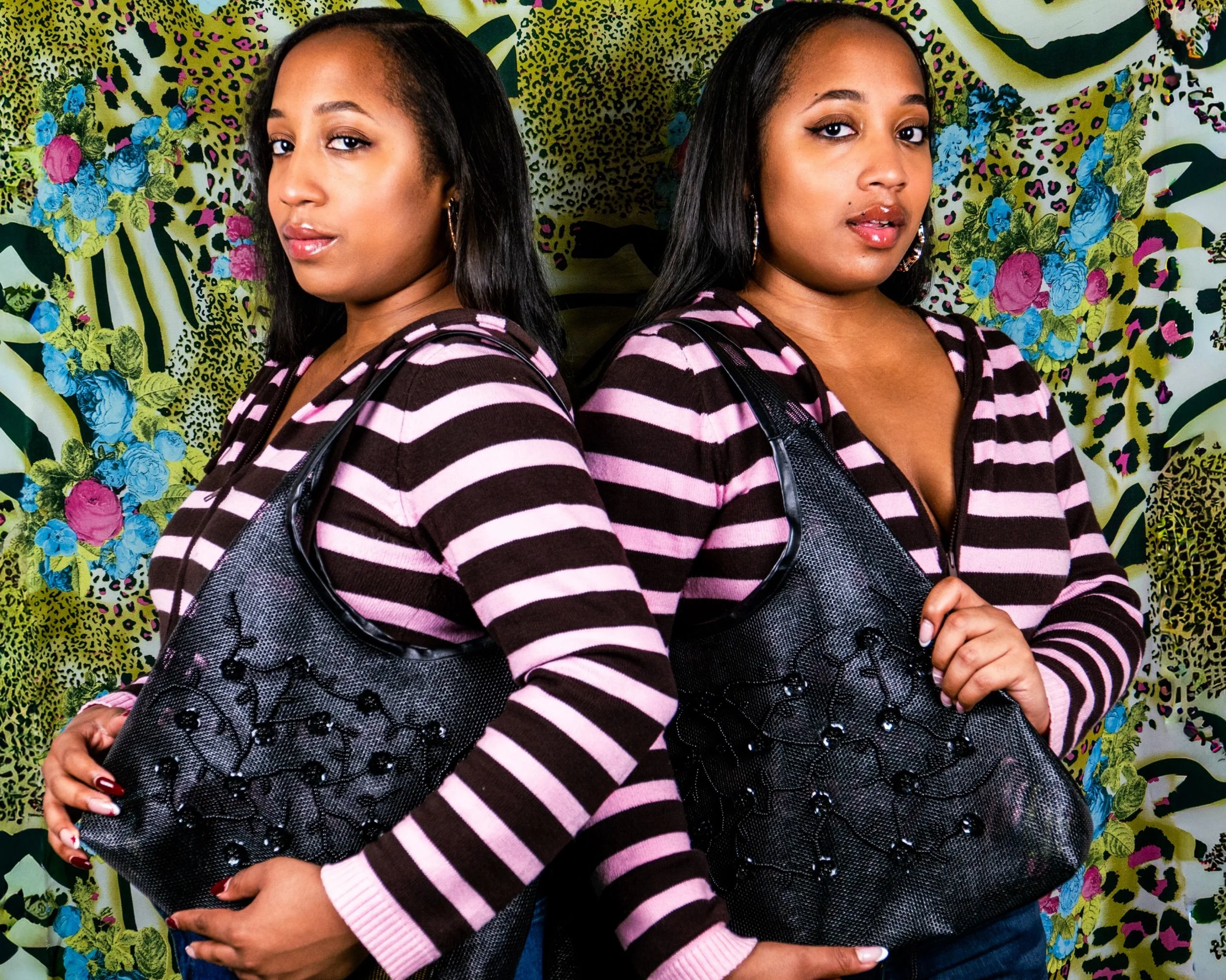 BLACK MESH PURSE