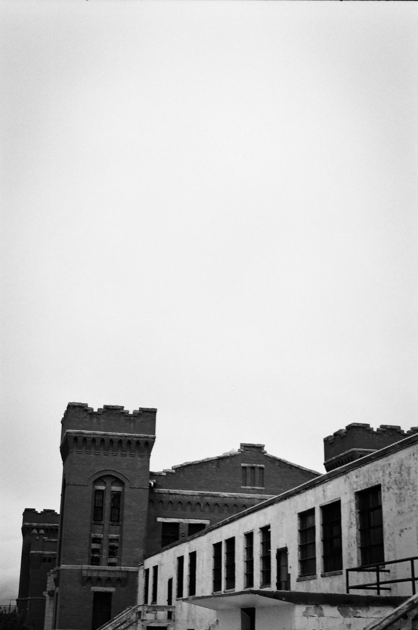 9. Control of the facility.jpg