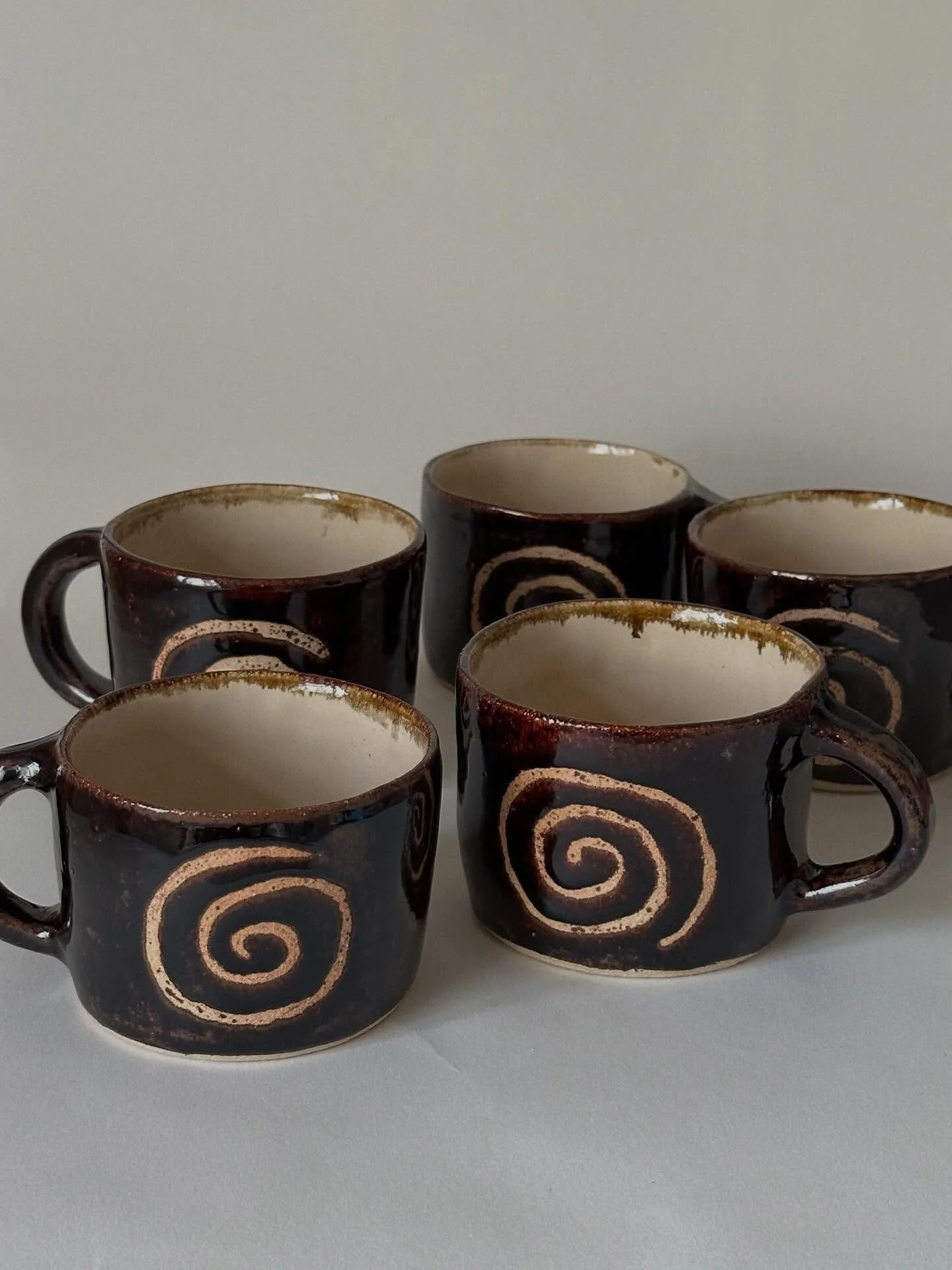 ✨AS ONE

Hand built in small batches in her home studio in the English countryside, As One creates beautiful earthy ceramics with whimsical touches. 

As One will be joining us at MAKE on the 11th of July along with 50 traders and makers 🌷