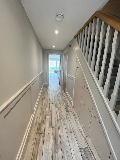 hallway decorating and woodwork painting sandon essex