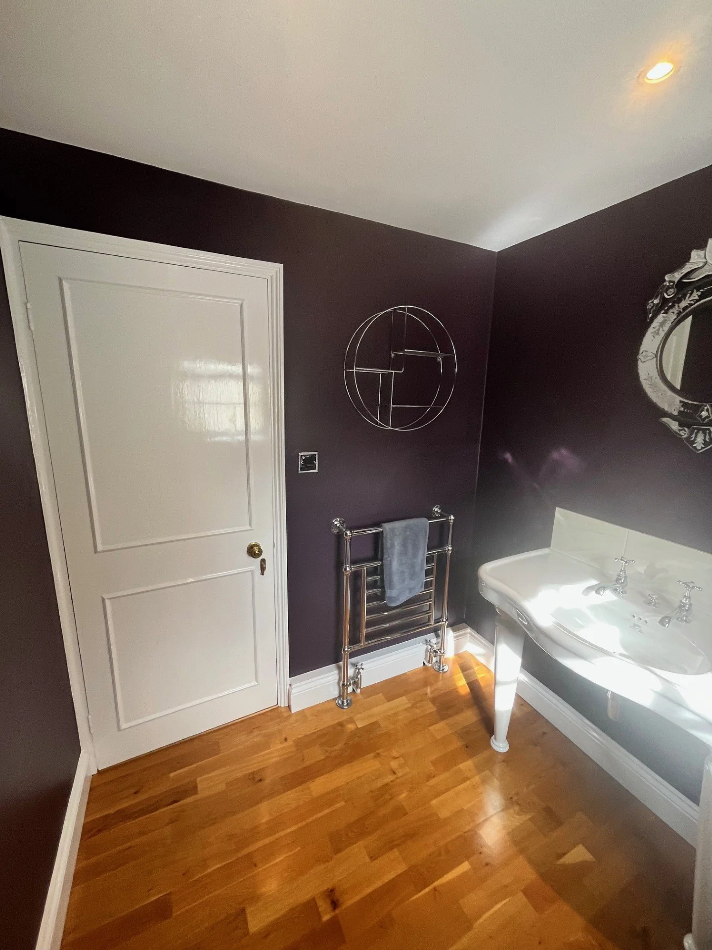 Bathroom redecoration in Dedham with walls finished in Farrow and Ball pelt. Careful preparation and smooth application to achieve a consistent, high-quality finish.