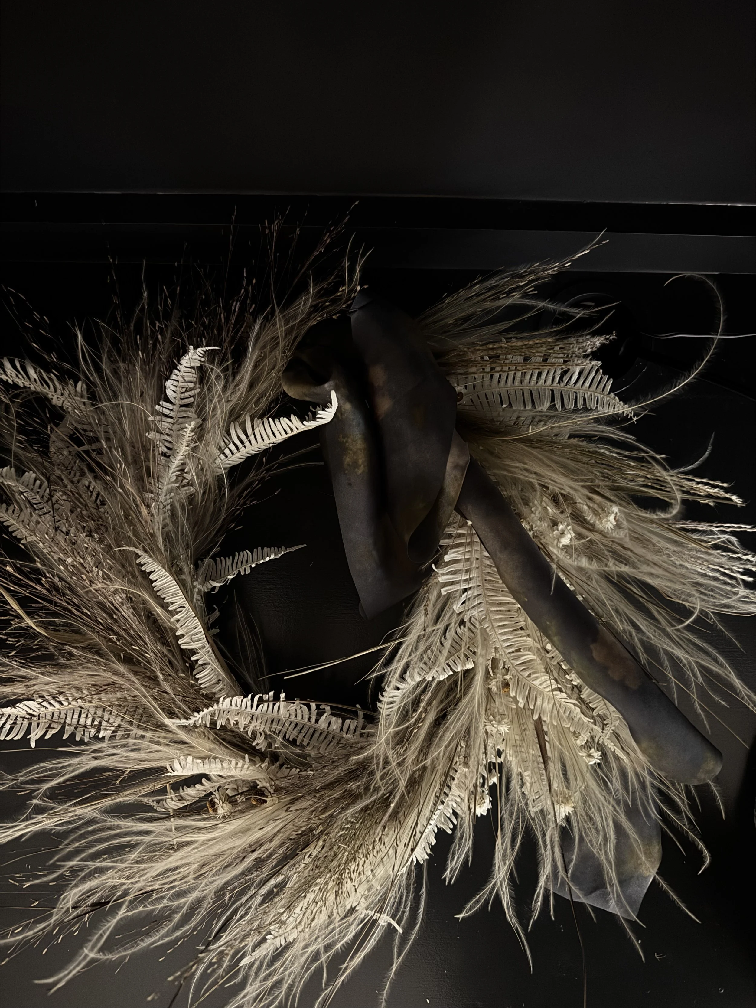 Wreath+No+6+stipa+grass+fern+ammobium+silk+ribbon+dark.jpg