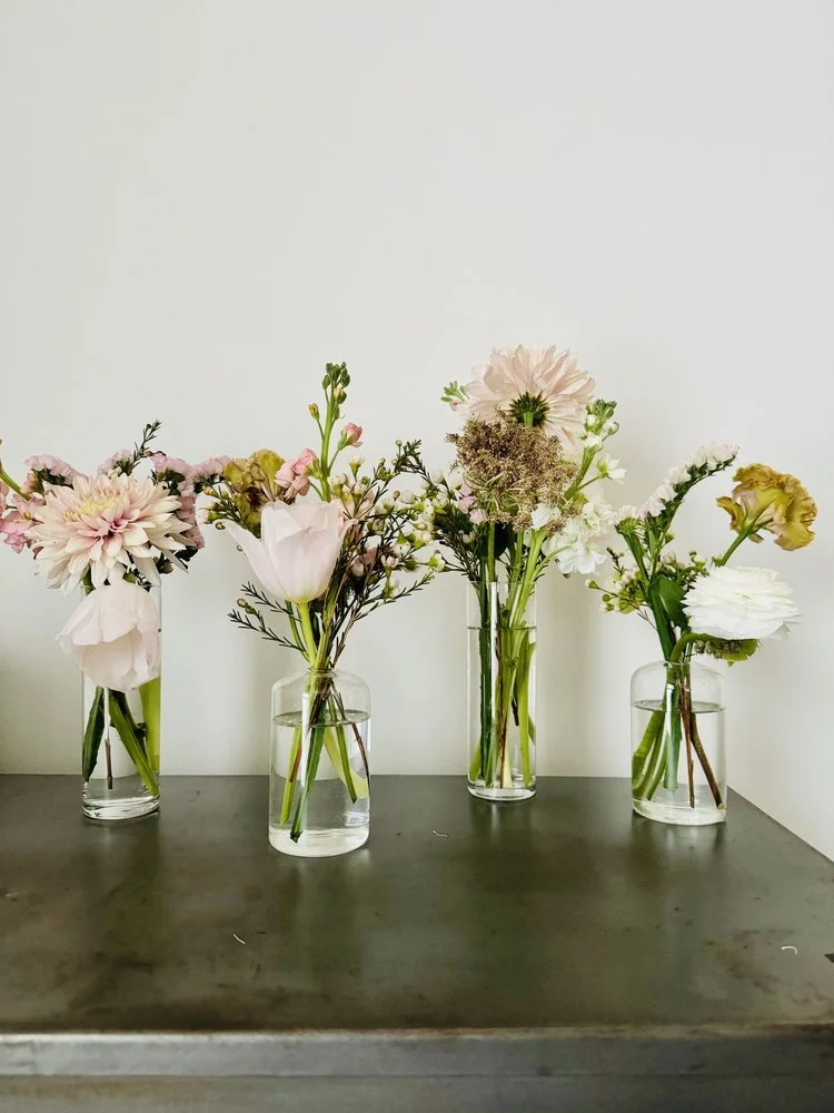 Bud+Vase+Grouping+with+pink+flowers.jpg