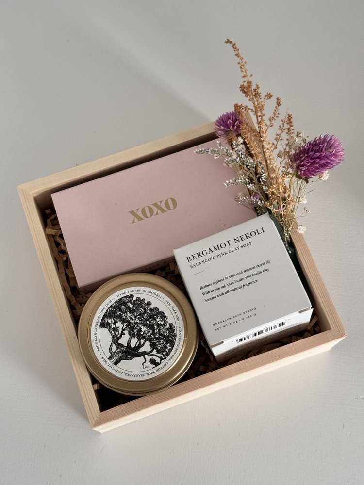 Gift+Box+with+Brooklyn+Candle+Studio+3.jpg