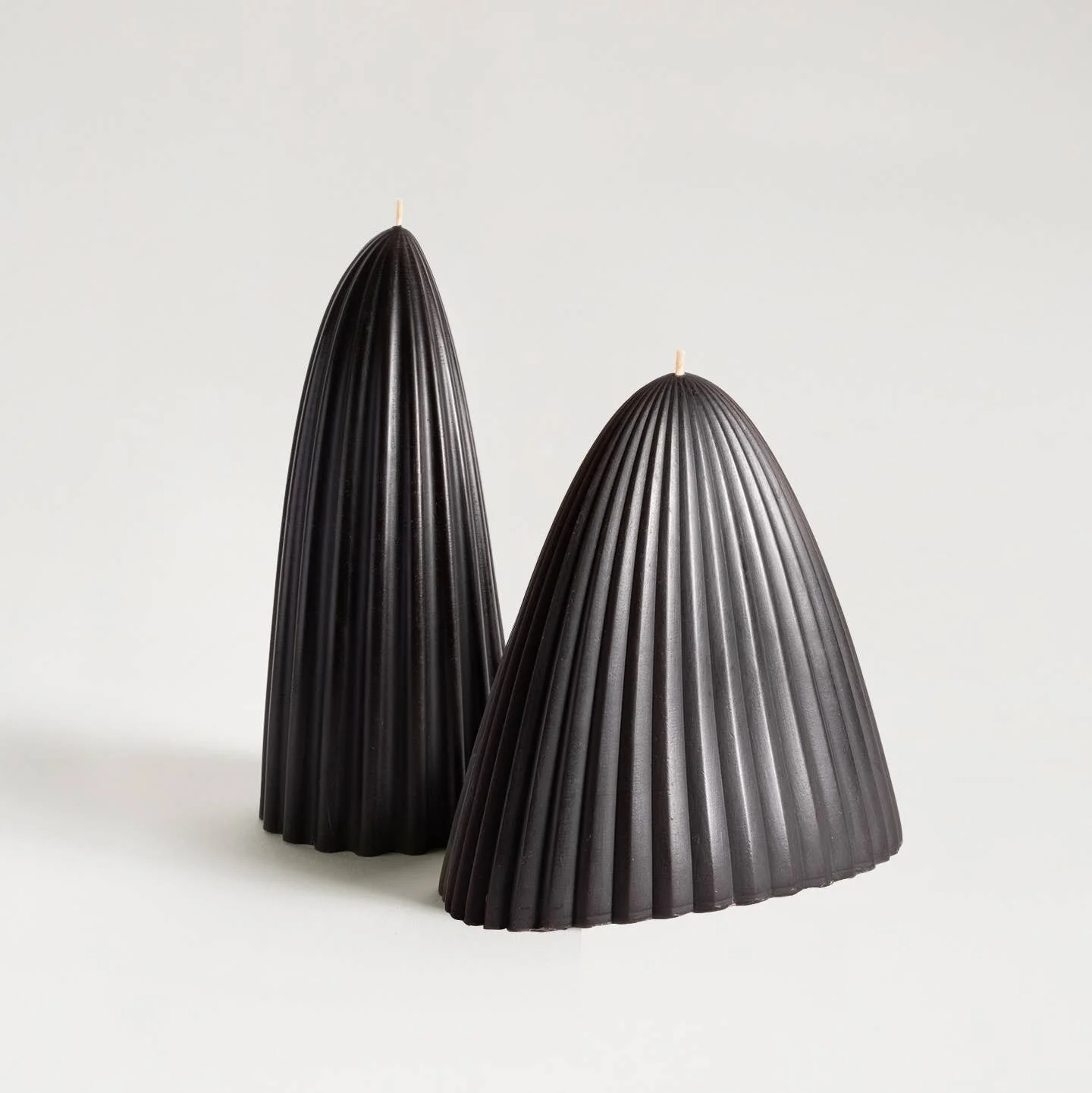 Ume Studio Tusk Beeswax Medium Black set.jpeg